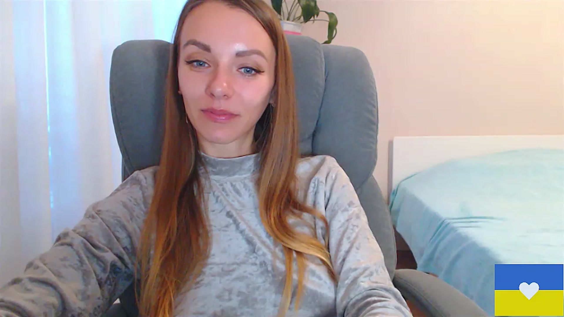 Gallery image thumbnail from Divine_Phenix's myfreecams stream on, 11/19/2022, 14:36 image 9 of 20