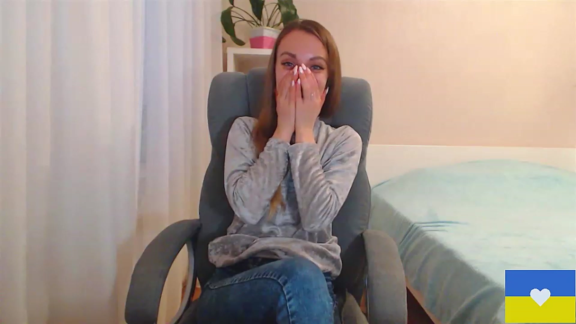 Gallery image thumbnail from Divine_Phenix's myfreecams stream on, 11/19/2022, 14:36 image 17 of 20