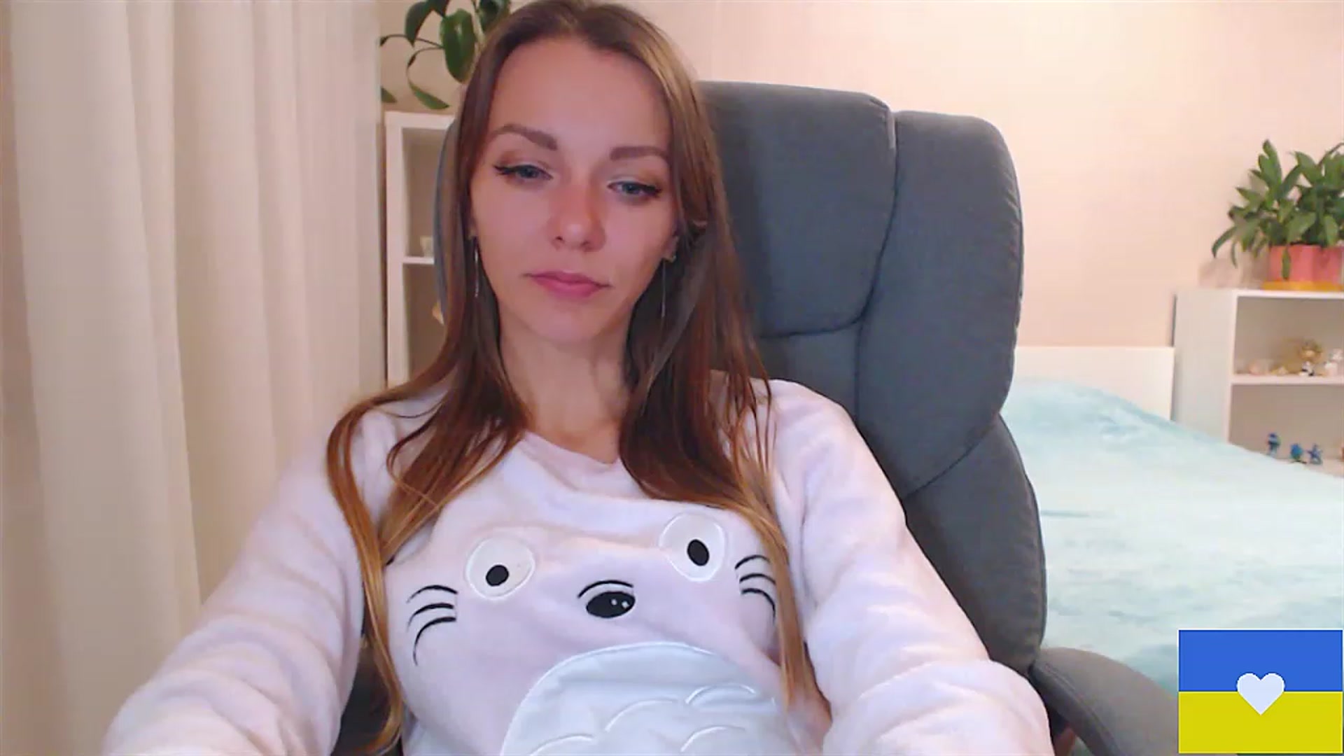 Gallery image thumbnail from Divine_Phenix's myfreecams stream on, 11/22/2022, 20:12 image 20 of 20