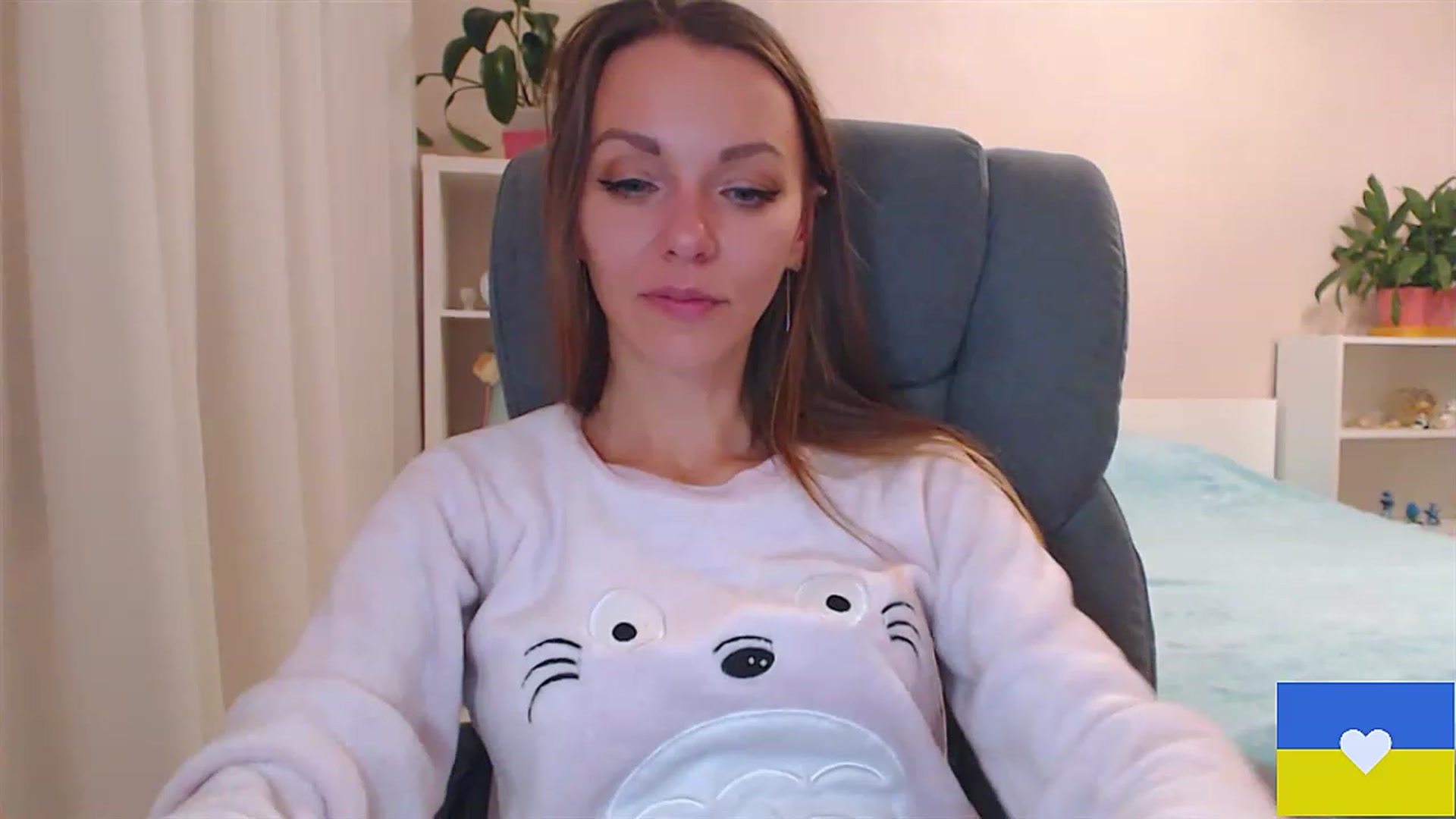 Gallery image thumbnail from Divine_Phenix's myfreecams stream on, 11/22/2022, 20:12 image 8 of 20