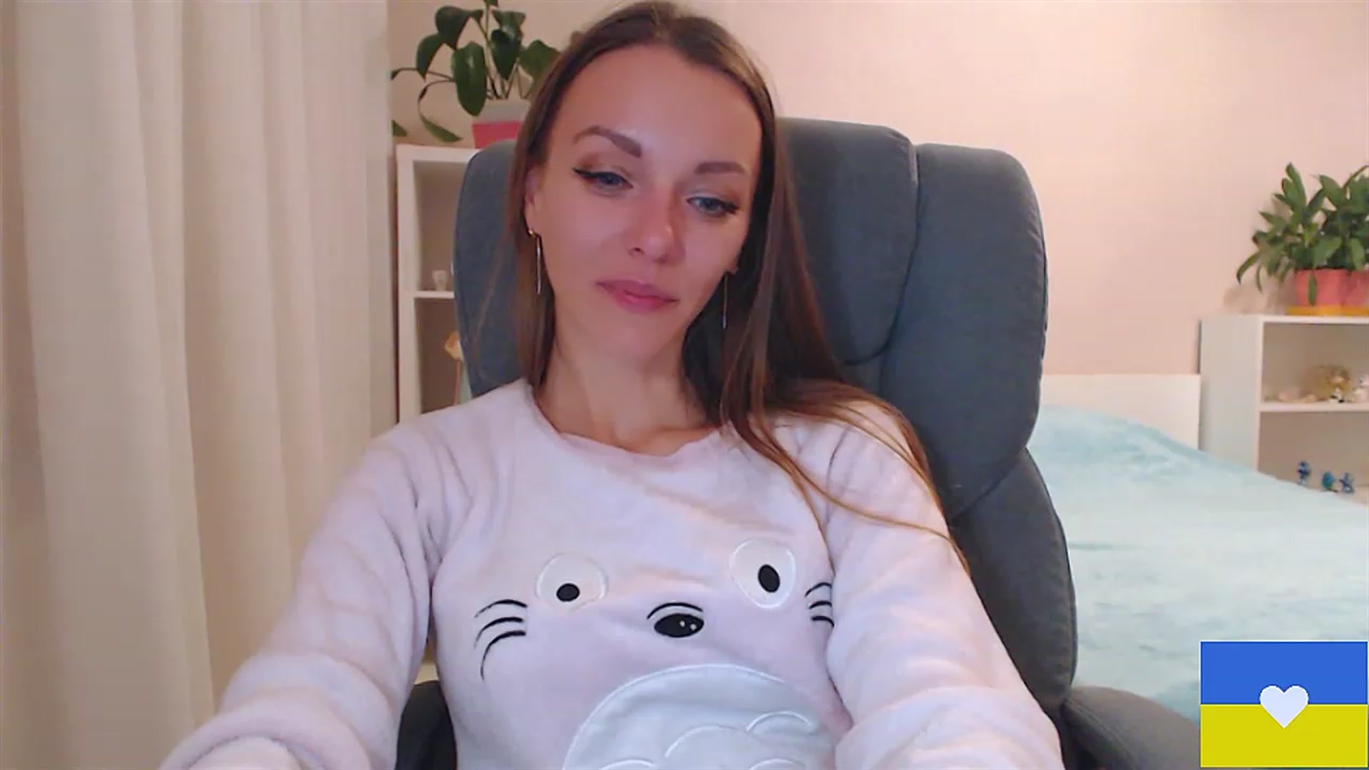 Gallery image thumbnail from Divine_Phenix's myfreecams stream on, 11/22/2022, 20:12 image 11 of 20