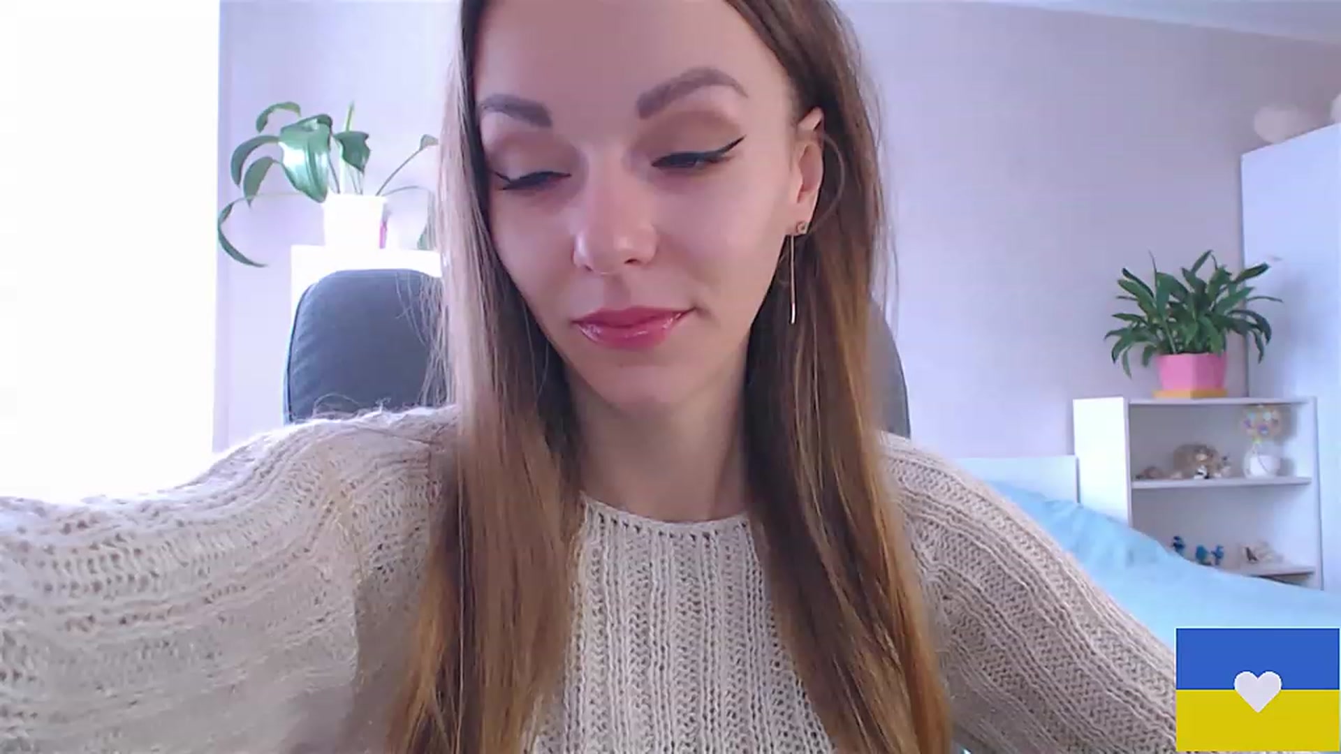 Gallery image thumbnail from Divine_Phenix's myfreecams stream on, 12/02/2022, 09:35 image 2 of 20