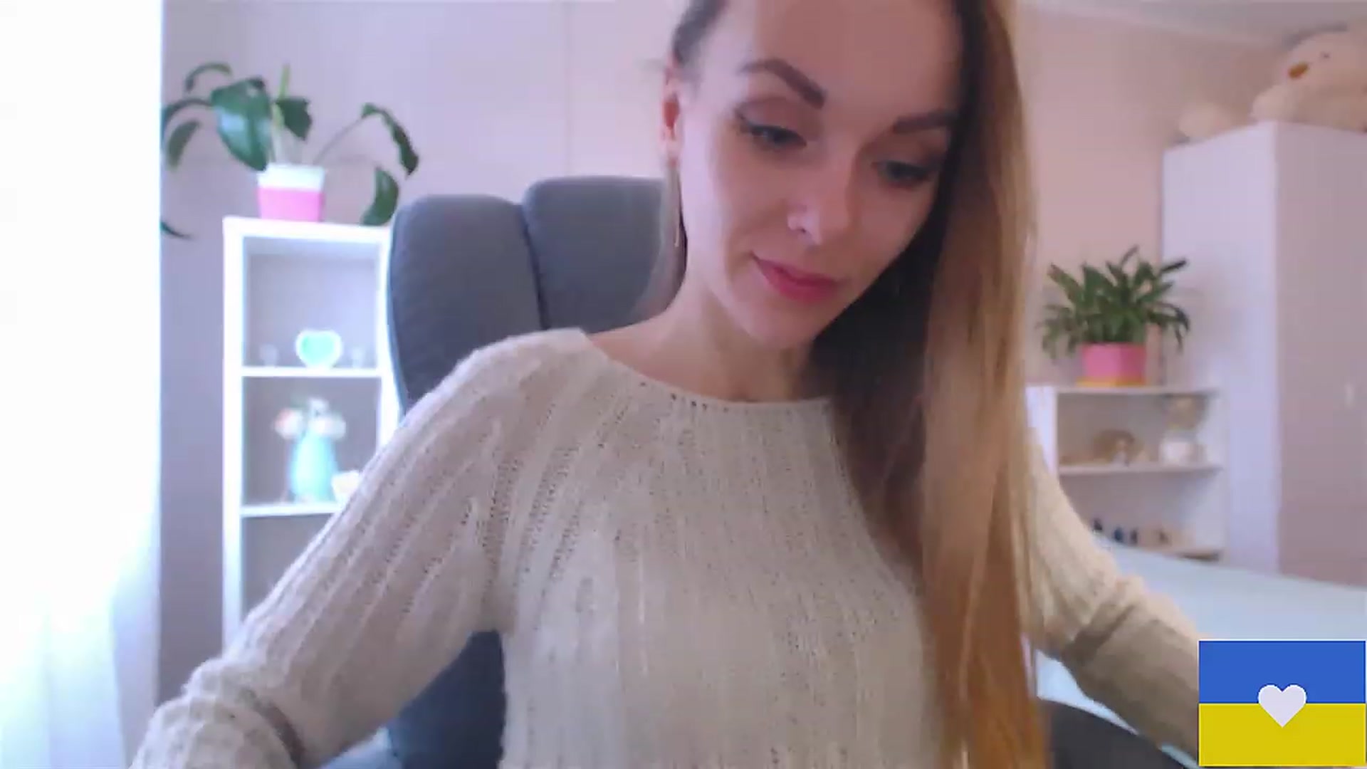 Gallery image thumbnail from Divine_Phenix's myfreecams stream on, 12/02/2022, 11:43 image 20 of 20