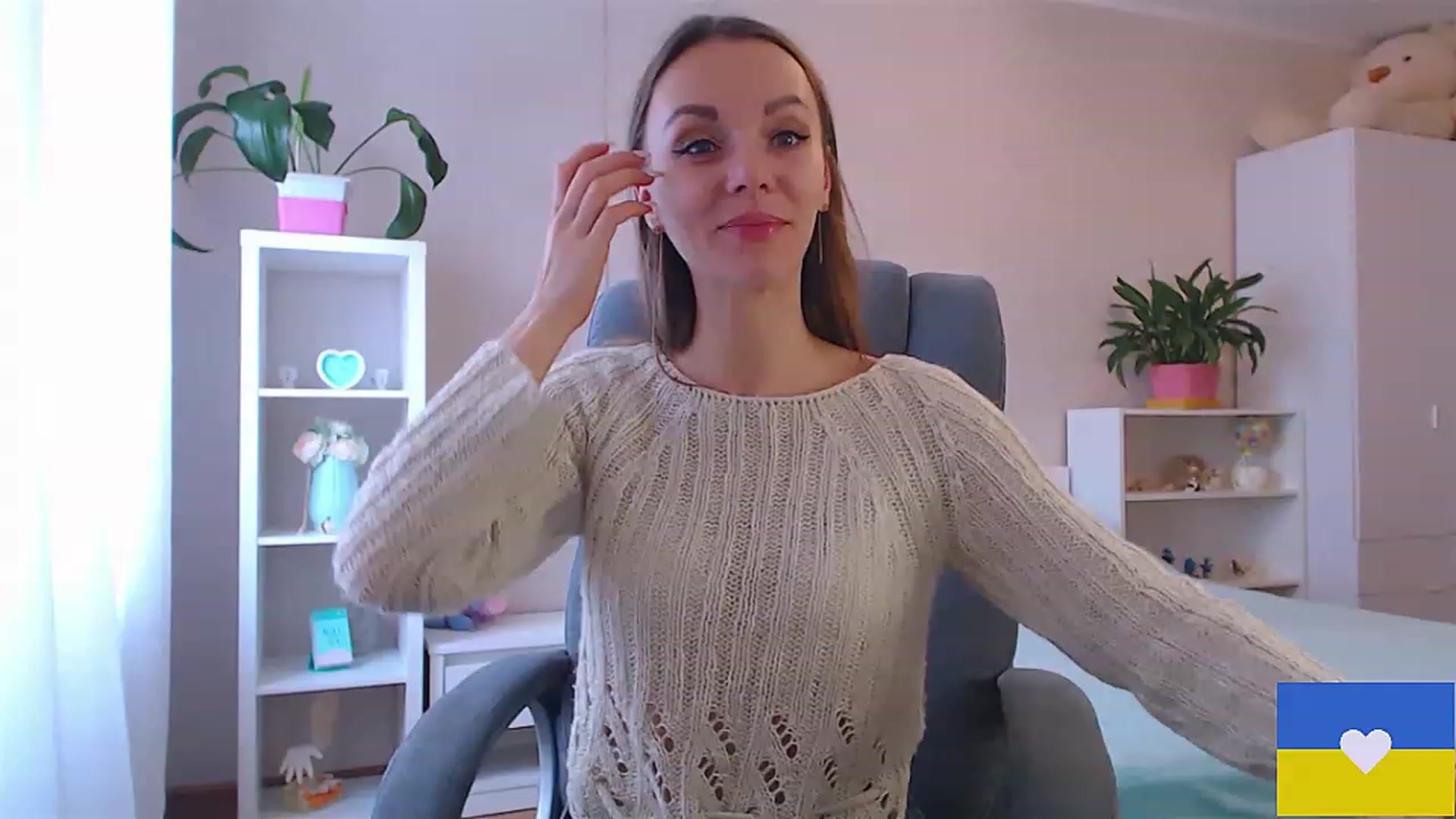 Gallery image thumbnail from Divine_Phenix's myfreecams stream on, 12/02/2022, 11:43 image 18 of 20