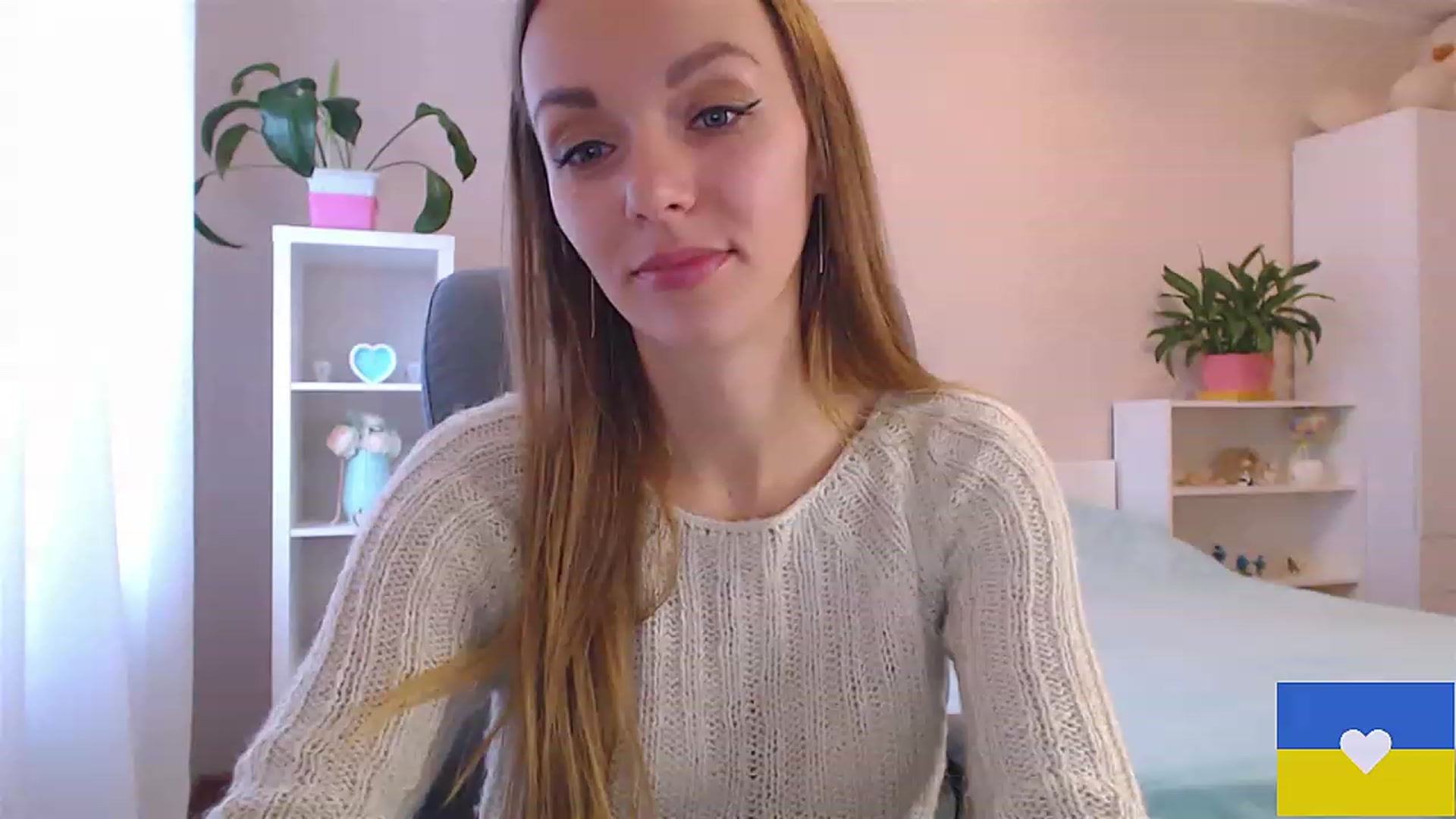 Gallery image thumbnail from Divine_Phenix's myfreecams stream on, 12/02/2022, 13:06 image 14 of 20