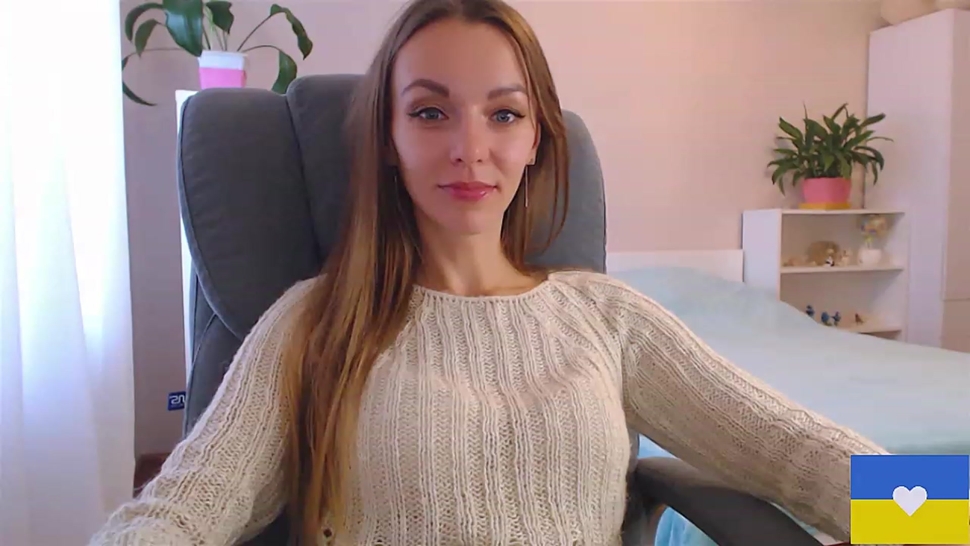 Gallery image thumbnail from Divine_Phenix's myfreecams stream on, 12/02/2022, 13:06 image 20 of 20