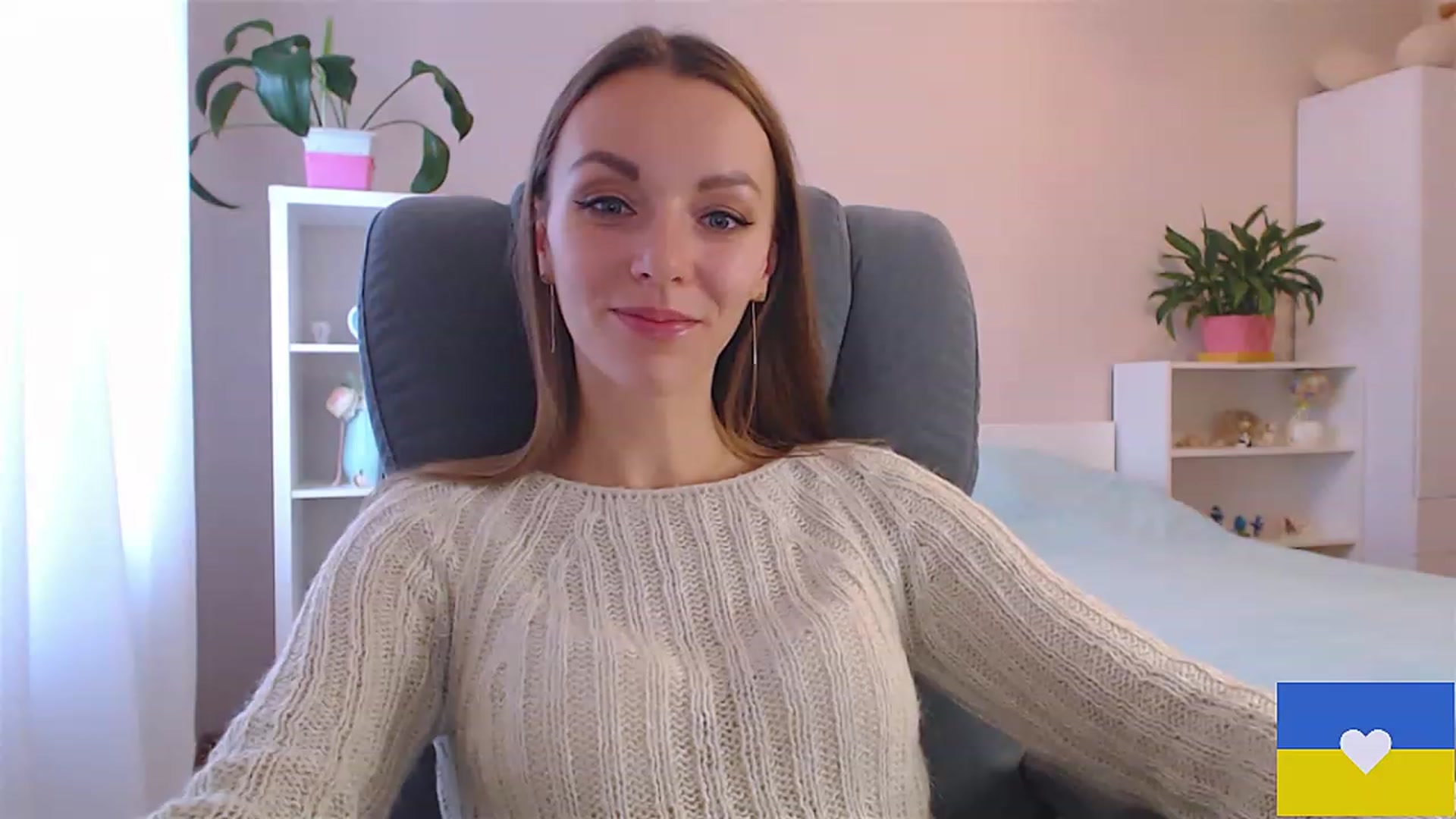 Gallery image thumbnail from Divine_Phenix's myfreecams stream on, 12/02/2022, 13:06 image 8 of 20
