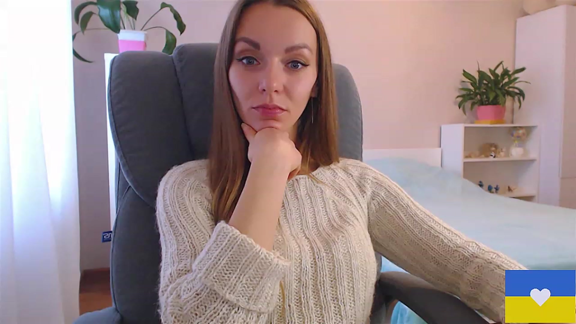 Gallery image thumbnail from Divine_Phenix's myfreecams stream on, 12/02/2022, 13:06 image 16 of 20