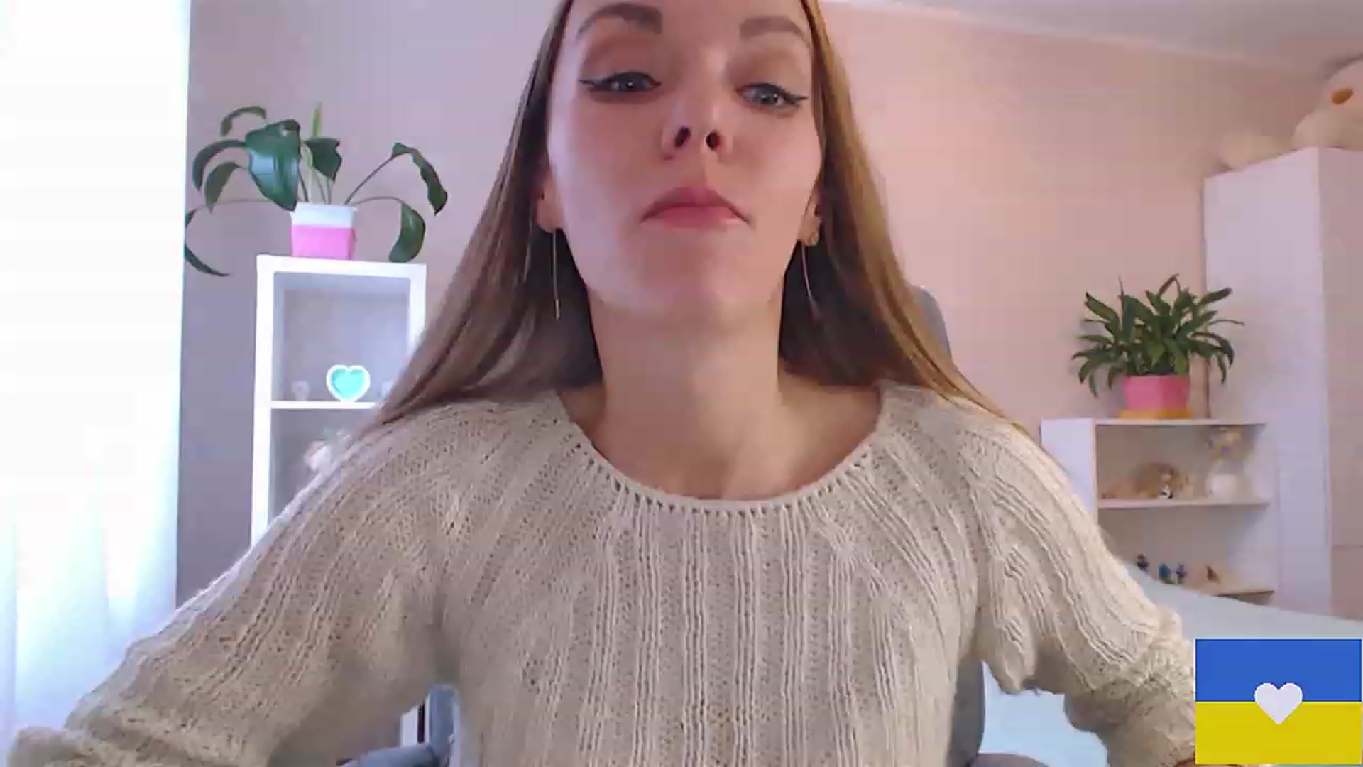 Gallery image thumbnail from Divine_Phenix's myfreecams stream on, 12/02/2022, 13:06 image 1 of 20