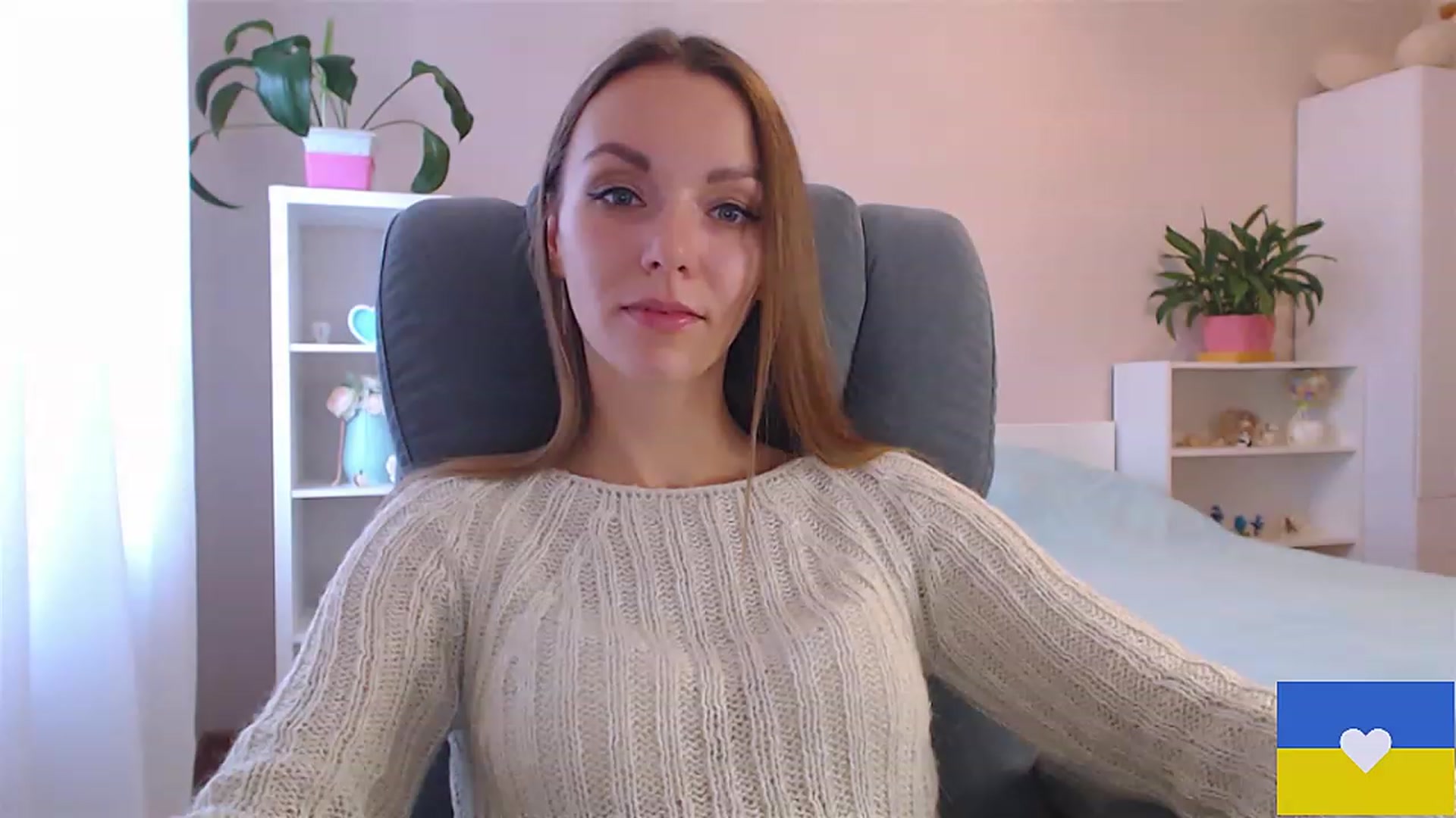 Gallery image thumbnail from Divine_Phenix's myfreecams stream on, 12/02/2022, 13:06 image 5 of 20