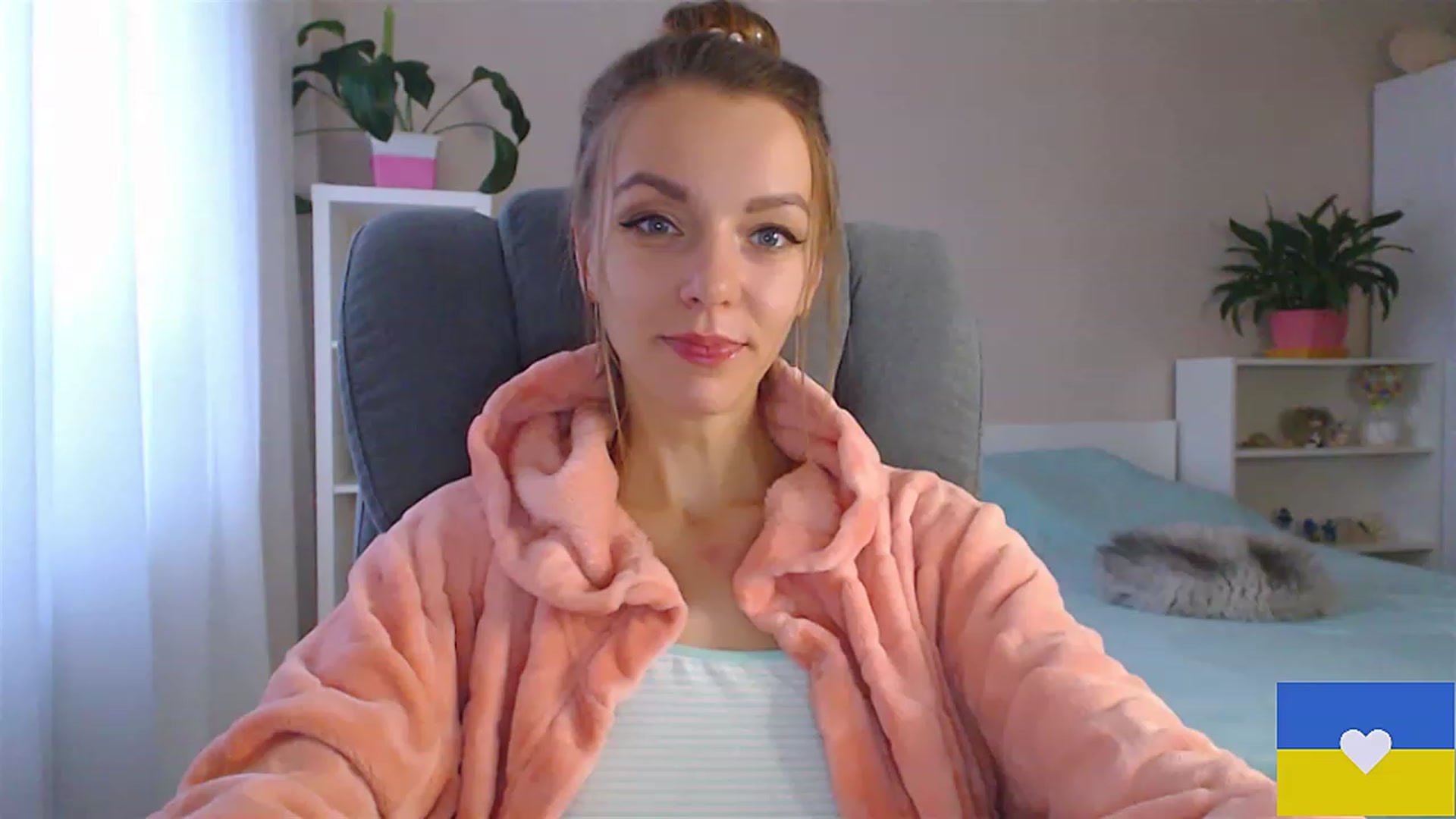Gallery image thumbnail from Divine_Phenix's myfreecams stream on, 12/03/2022, 14:43 image 9 of 20