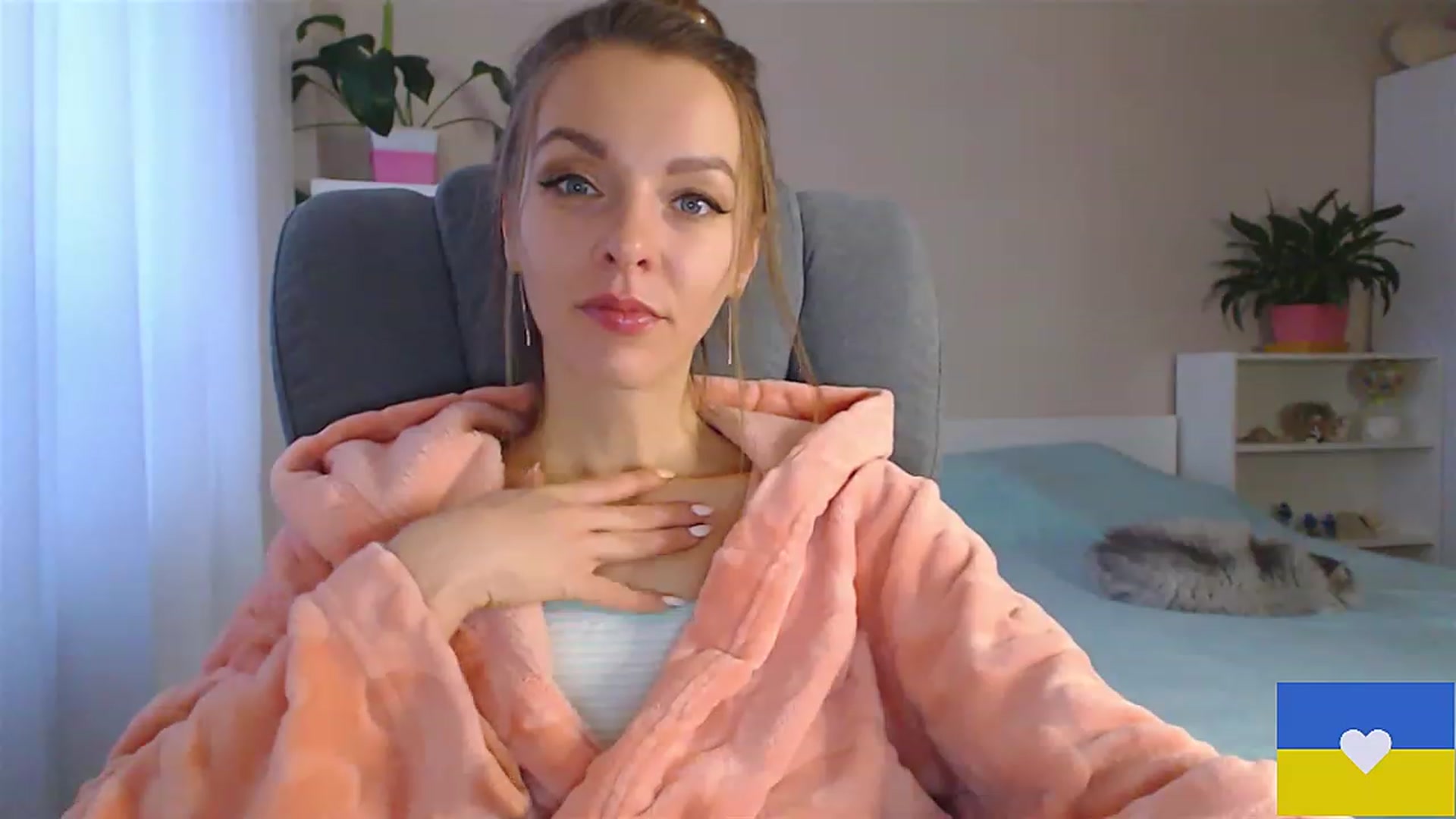 Gallery image thumbnail from Divine_Phenix's myfreecams stream on, 12/03/2022, 14:43 image 11 of 20