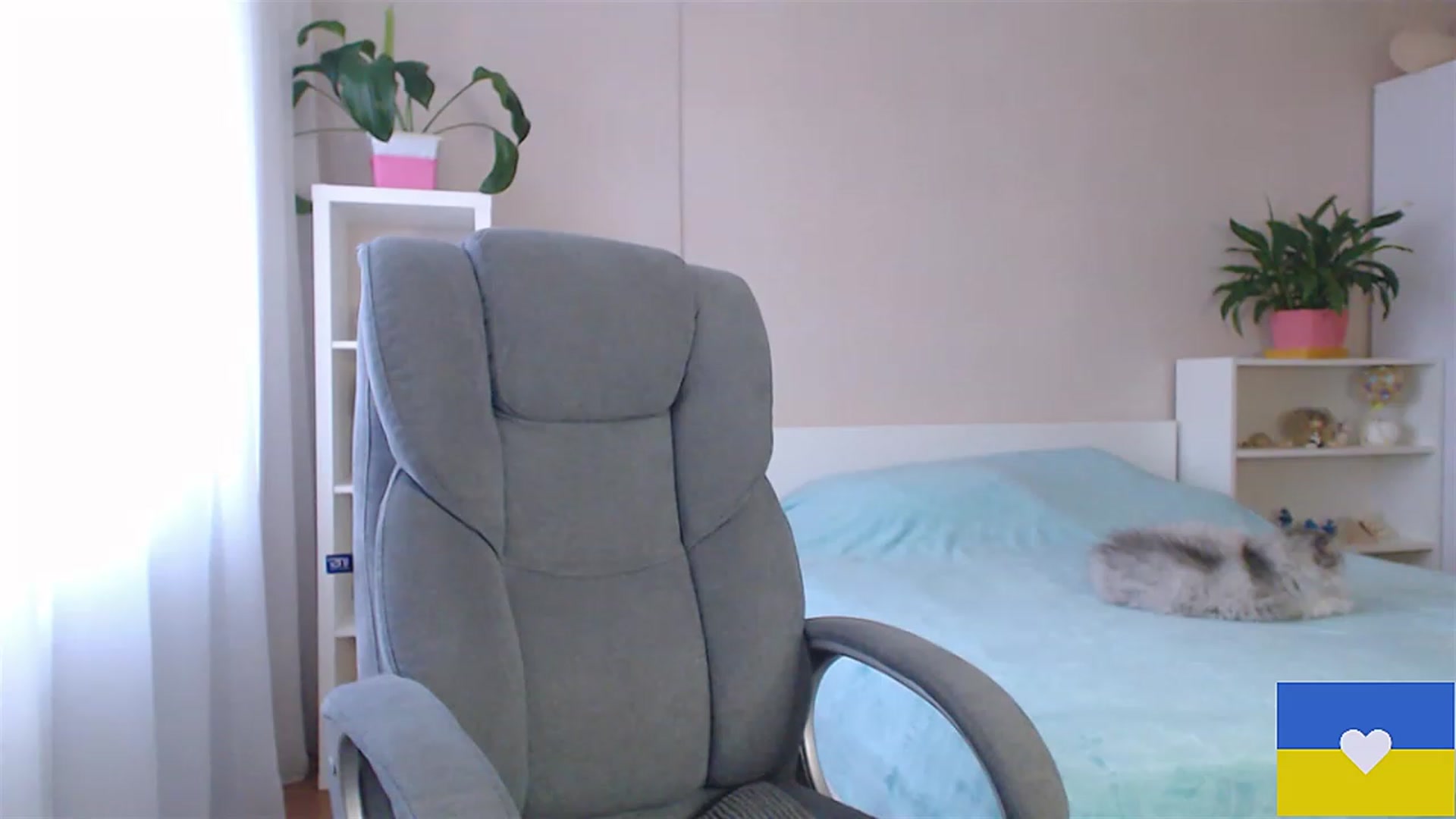 Gallery image thumbnail from Divine_Phenix's myfreecams stream on, 12/03/2022, 14:43 image 6 of 20