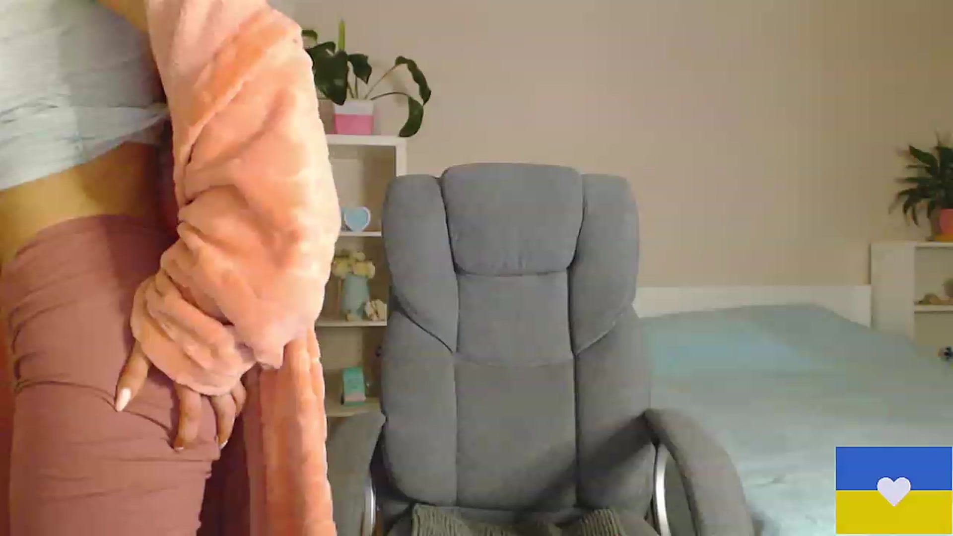 Gallery image thumbnail from Divine_Phenix's myfreecams stream on, 12/03/2022, 15:42 image 3 of 20