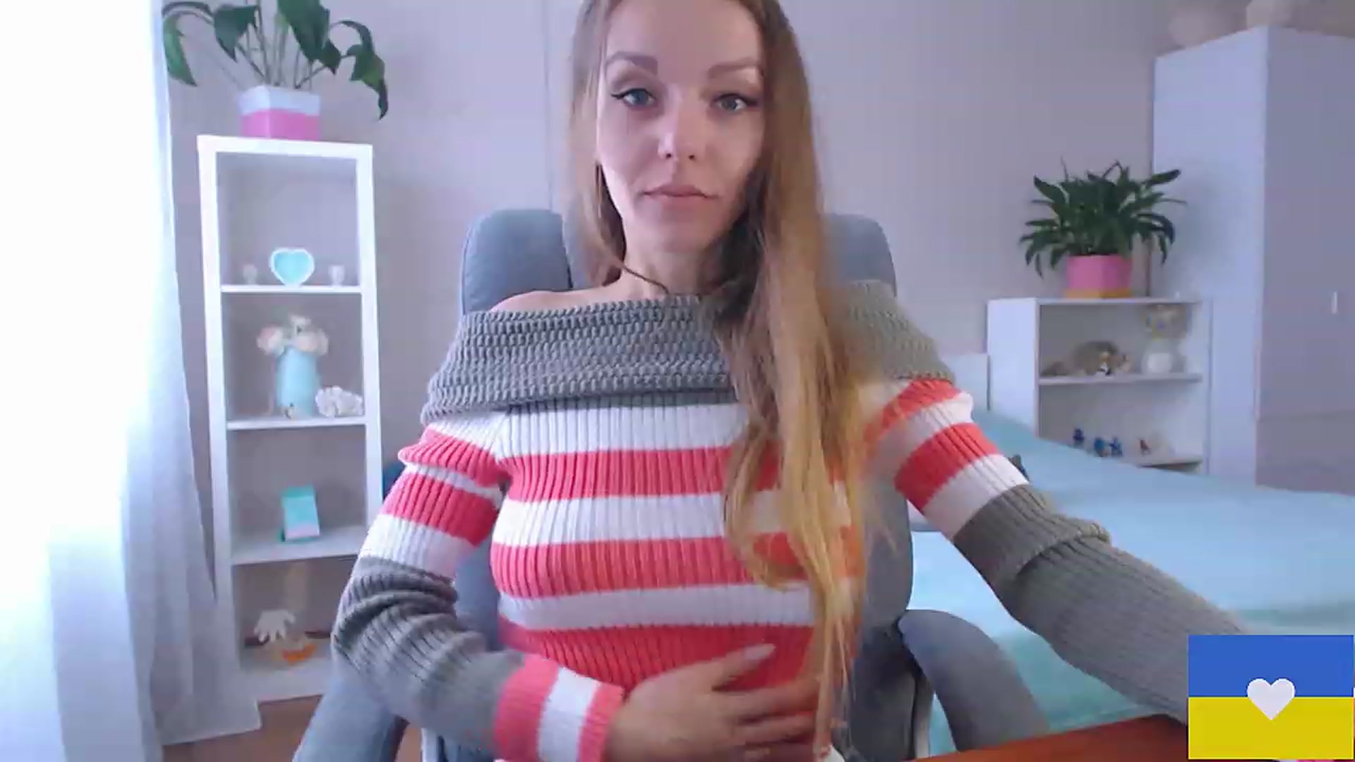 Gallery image thumbnail from Divine_Phenix's myfreecams stream on, 12/07/2022, 11:46 image 11 of 20