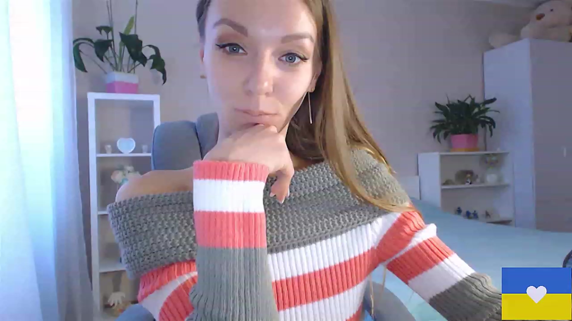 Gallery image thumbnail from Divine_Phenix's myfreecams stream on, 12/07/2022, 13:33 image 17 of 20