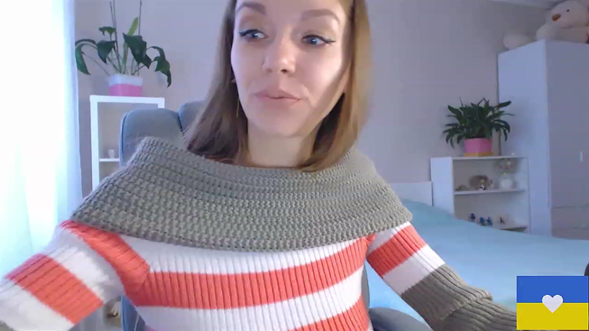 Gallery image thumbnail from Divine_Phenix's myfreecams stream on, 12/07/2022, 13:33 image 5 of 20