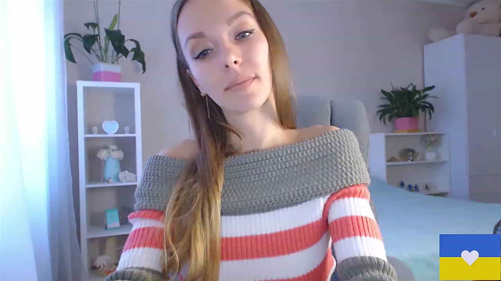 Gallery image thumbnail from Divine_Phenix's myfreecams stream on, 12/07/2022, 13:33 image 14 of 20