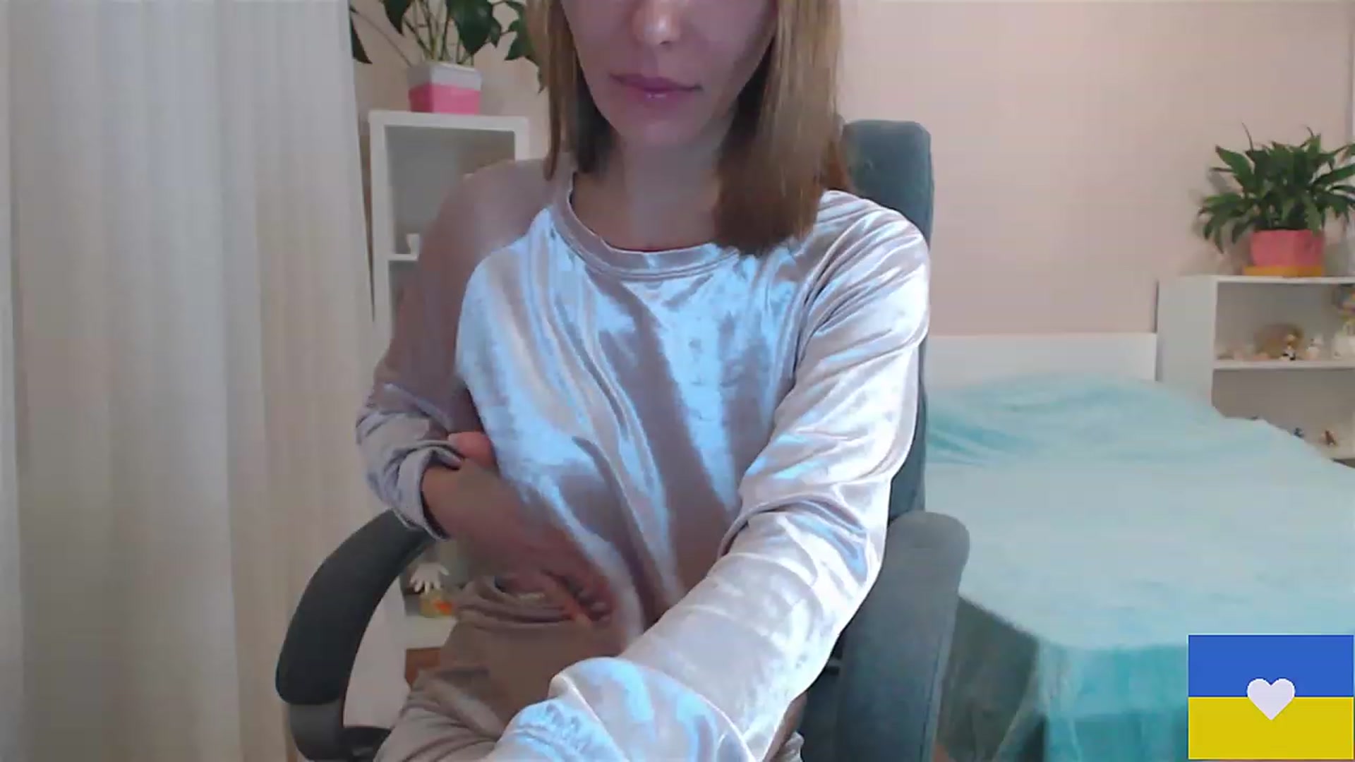 Gallery image thumbnail from Divine_Phenix's myfreecams stream on, 12/09/2022, 19:42 image 10 of 20
