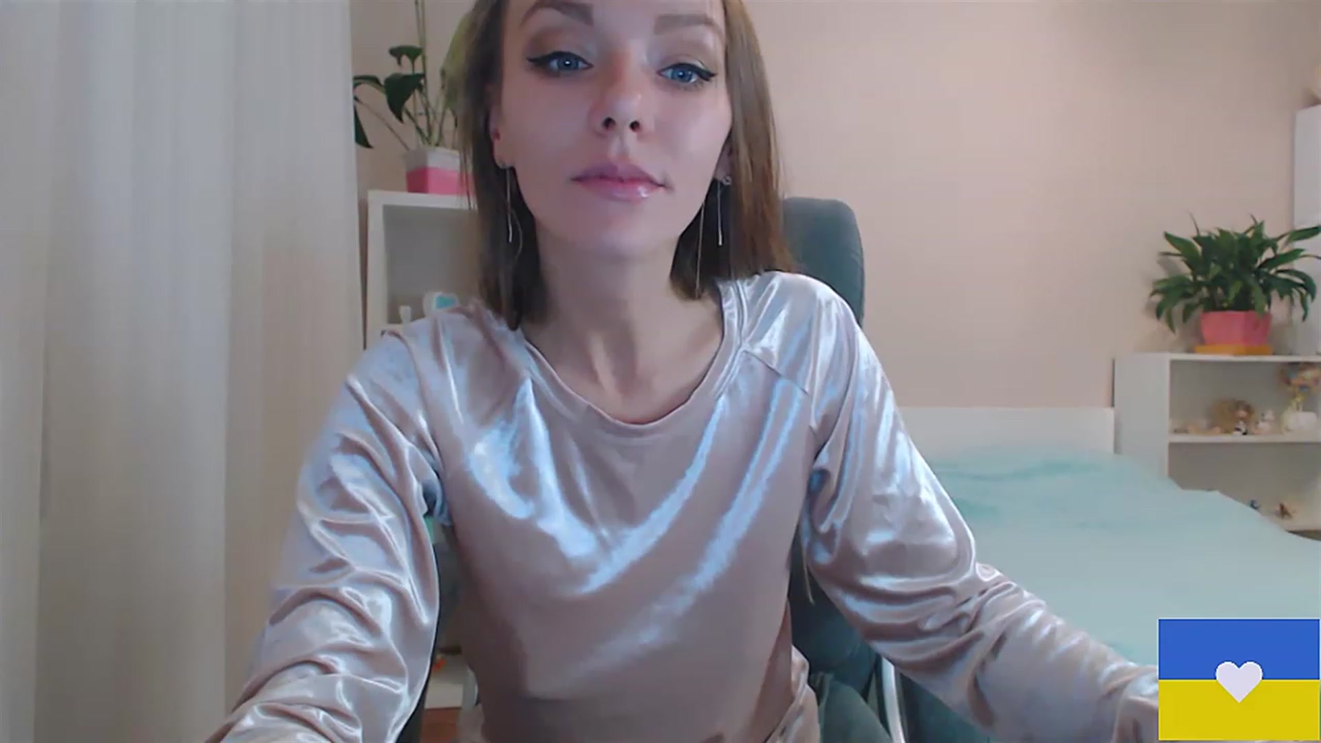 Gallery image thumbnail from Divine_Phenix's myfreecams stream on, 12/09/2022, 19:42 image 16 of 20
