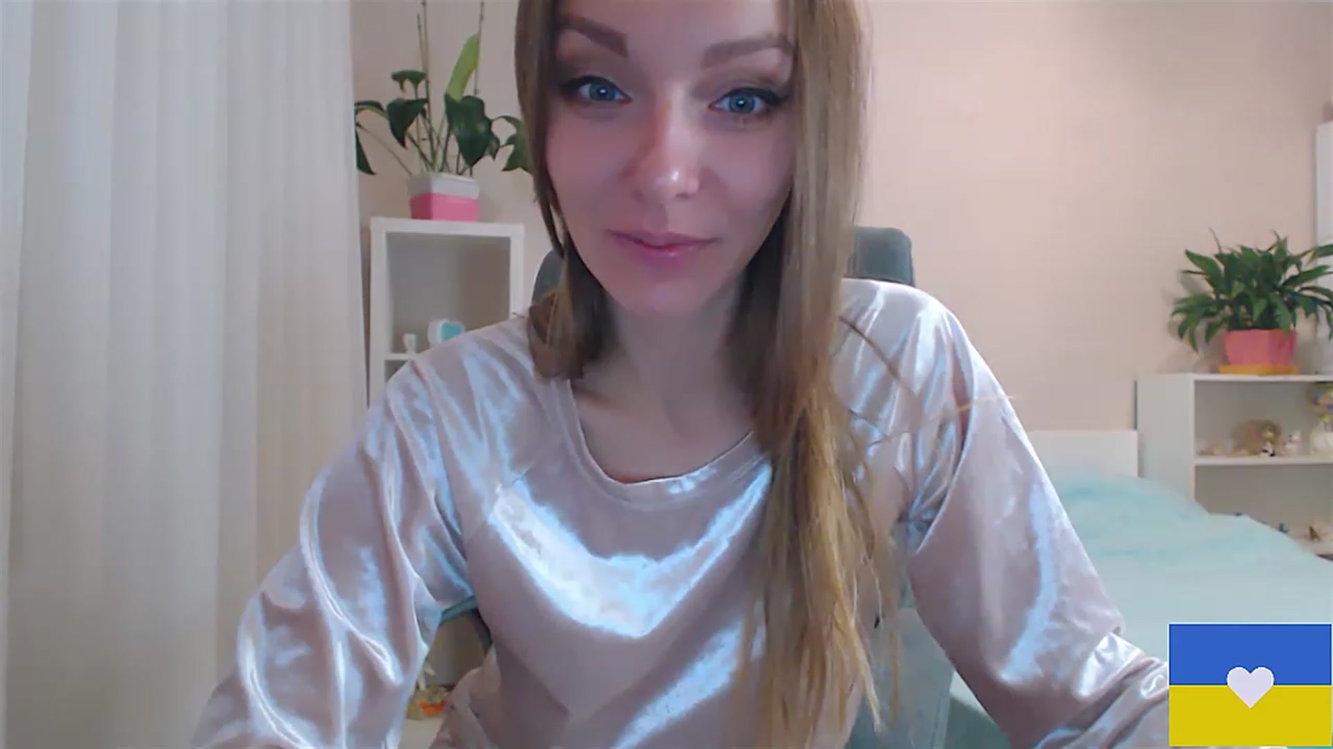 Gallery image thumbnail from Divine_Phenix's myfreecams stream on, 12/09/2022, 19:42 image 11 of 20
