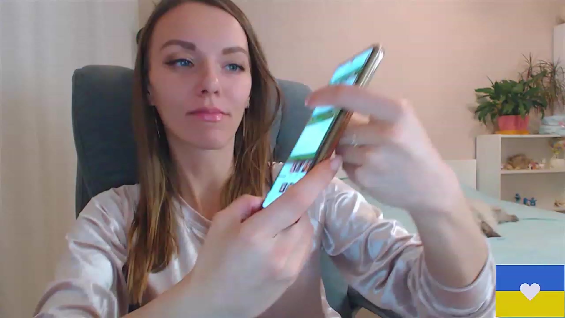 Gallery image thumbnail from Divine_Phenix's myfreecams stream on, 01/03/2023, 15:34 image 19 of 20