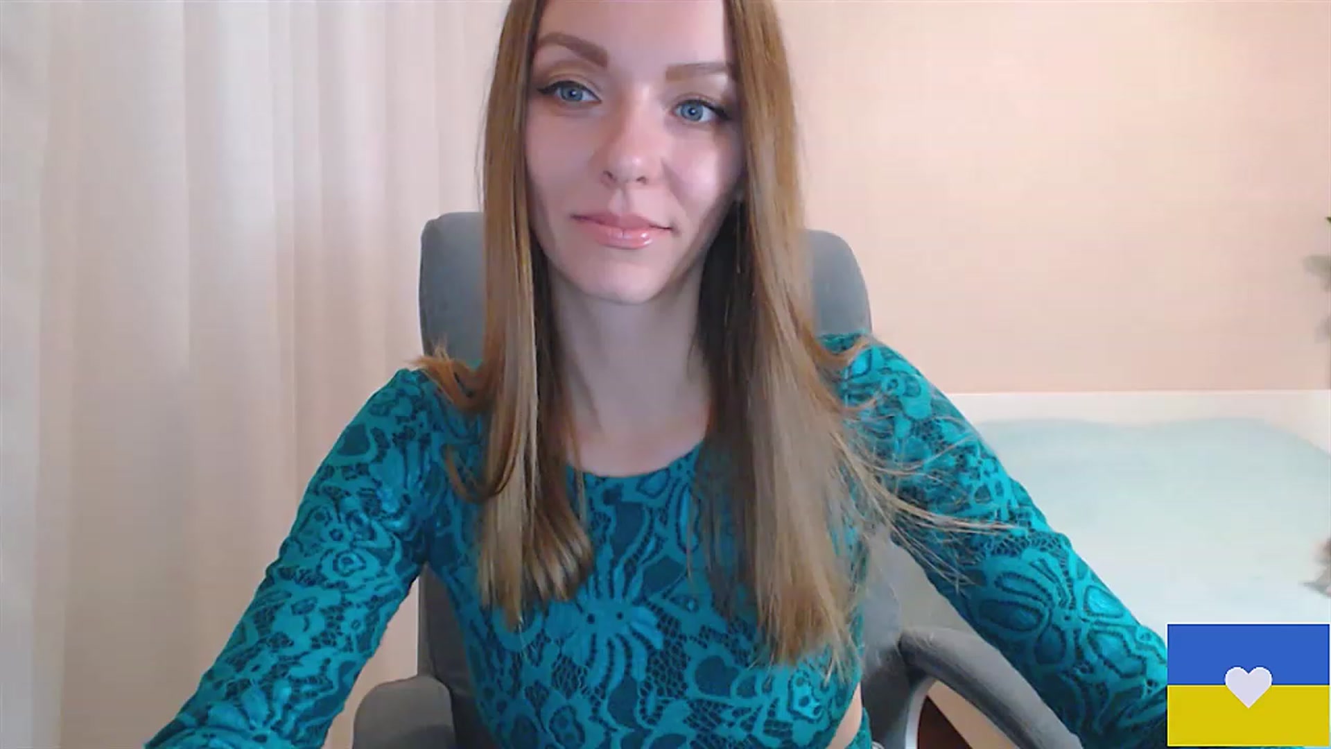 Gallery image thumbnail from Divine_Phenix's myfreecams stream on, 01/04/2023, 18:45 image 1 of 20