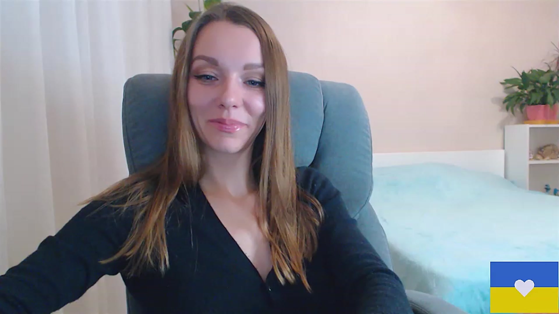Gallery image thumbnail from Divine_Phenix's myfreecams stream on, 01/05/2023, 17:03 image 1 of 20