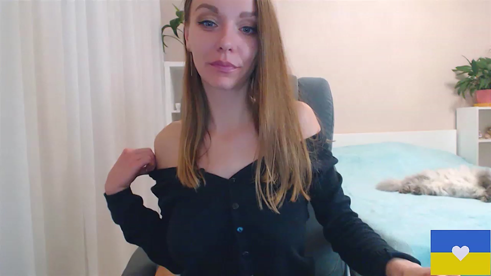 Gallery image thumbnail from Divine_Phenix's myfreecams stream on, 01/05/2023, 19:44 image 16 of 20