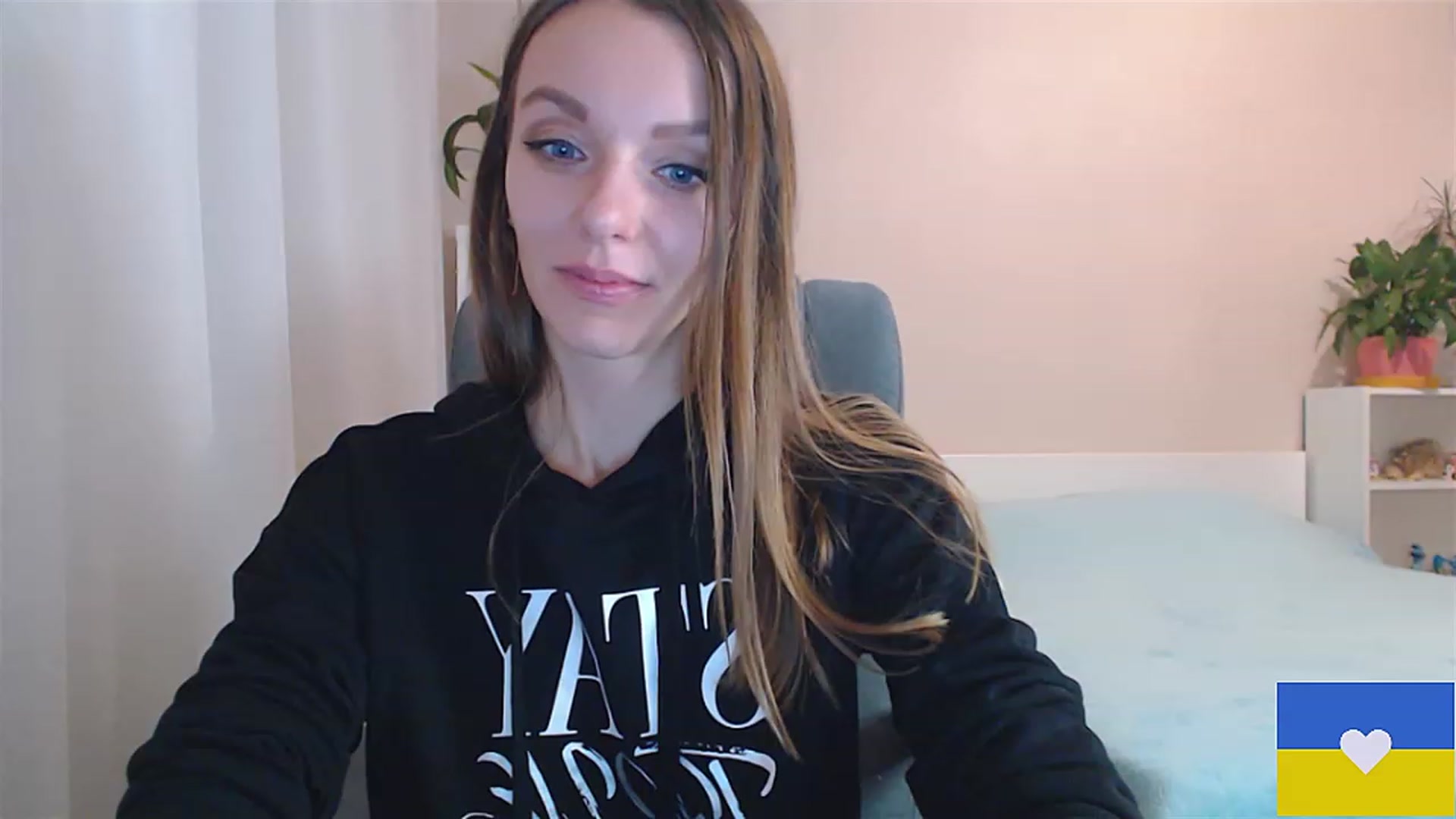 Gallery image thumbnail from Divine_Phenix's myfreecams stream on, 01/09/2023, 18:34 image 17 of 20