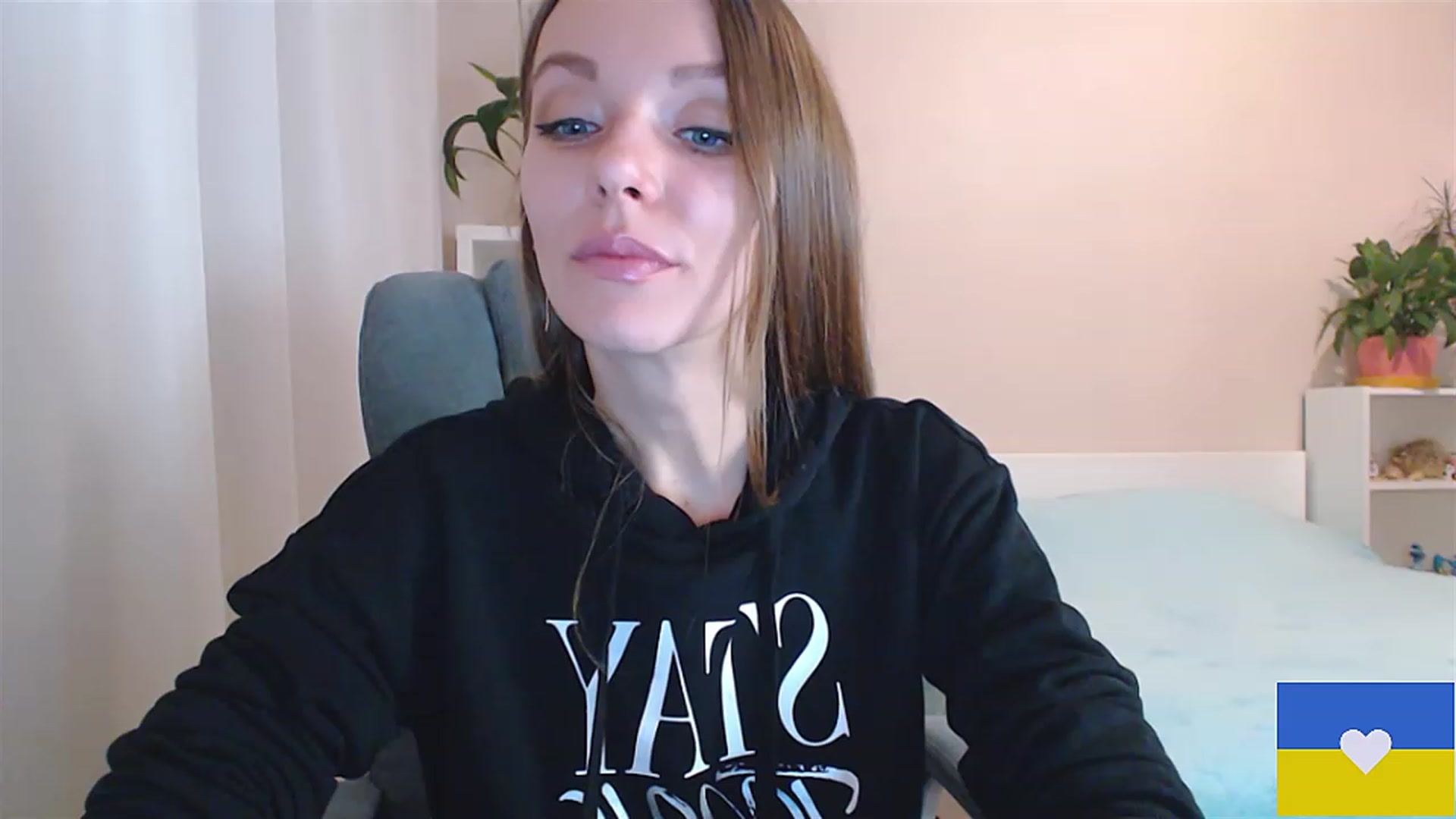 Gallery image thumbnail from Divine_Phenix's myfreecams stream on, 01/09/2023, 18:34 image 11 of 20
