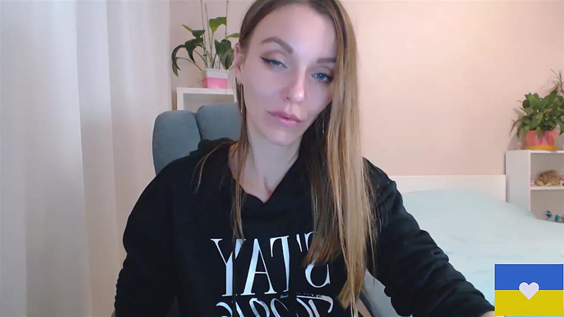 Gallery image thumbnail from Divine_Phenix's myfreecams stream on, 01/09/2023, 18:34 image 10 of 20