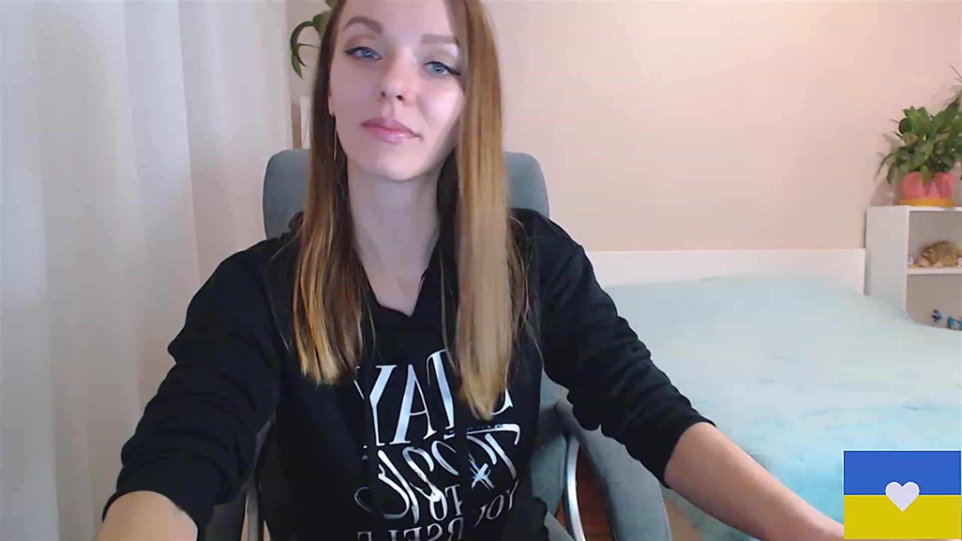Gallery image thumbnail from Divine_Phenix's myfreecams stream on, 01/09/2023, 18:34 image 7 of 20