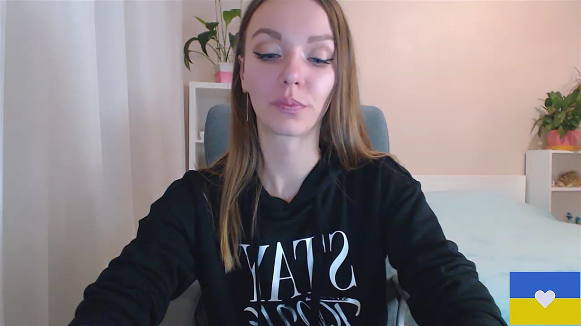 Gallery image thumbnail from Divine_Phenix's myfreecams stream on, 01/09/2023, 18:34 image 19 of 20