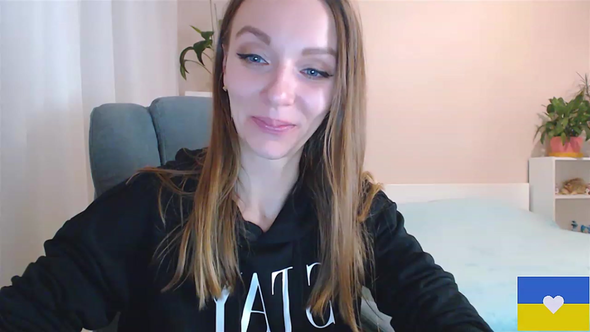 Gallery image thumbnail from Divine_Phenix's myfreecams stream on, 01/09/2023, 18:34 image 9 of 20