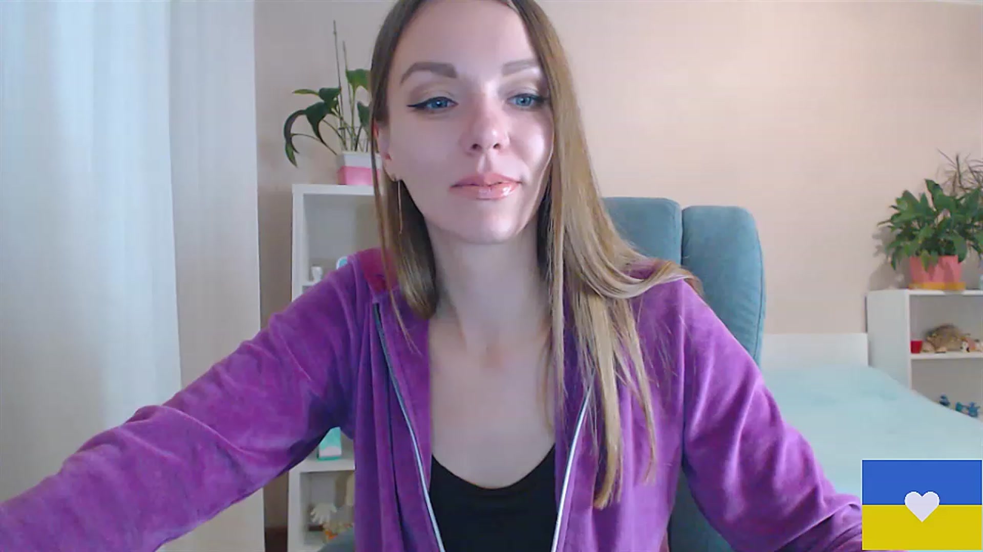 Gallery image thumbnail from Divine_Phenix's myfreecams stream on, 01/15/2023, 18:09 image 13 of 20