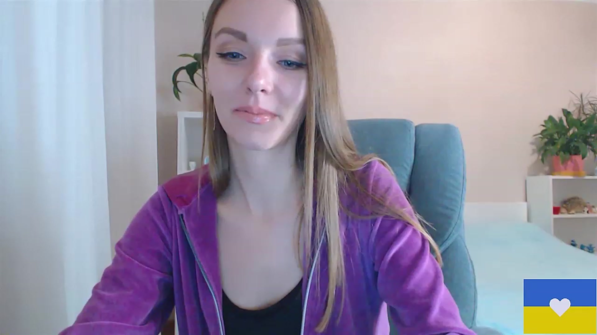 Gallery image thumbnail from Divine_Phenix's myfreecams stream on, 01/15/2023, 18:09 image 12 of 20