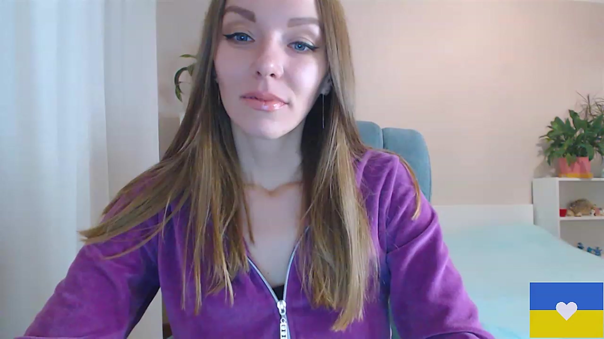 Gallery image thumbnail from Divine_Phenix's myfreecams stream on, 01/15/2023, 18:09 image 3 of 20