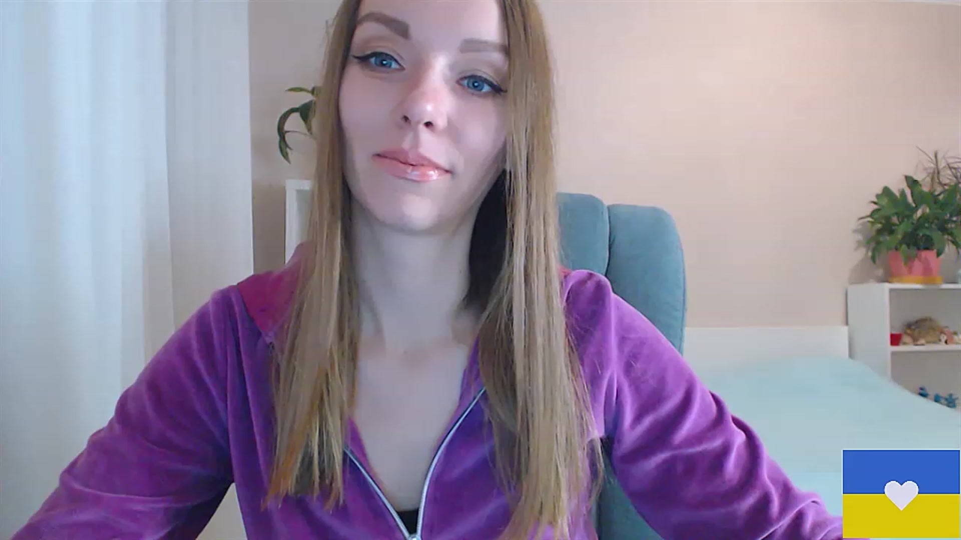 Gallery image thumbnail from Divine_Phenix's myfreecams stream on, 01/15/2023, 18:09 image 1 of 20