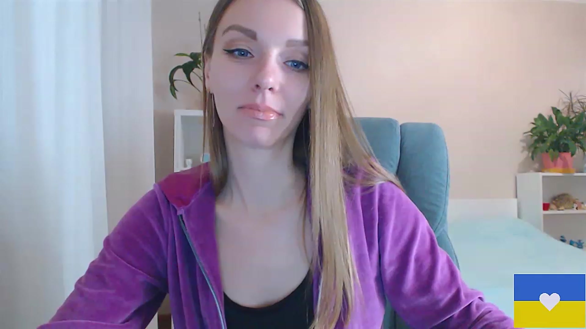 Gallery image thumbnail from Divine_Phenix's myfreecams stream on, 01/15/2023, 18:09 image 10 of 20