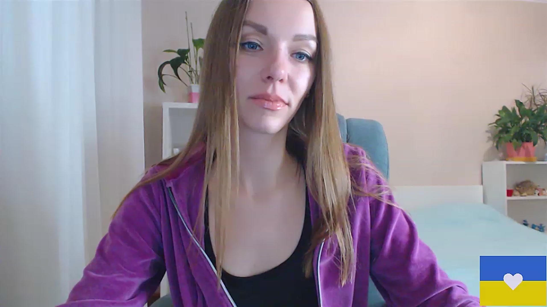 Gallery image thumbnail from Divine_Phenix's myfreecams stream on, 01/15/2023, 18:09 image 7 of 20
