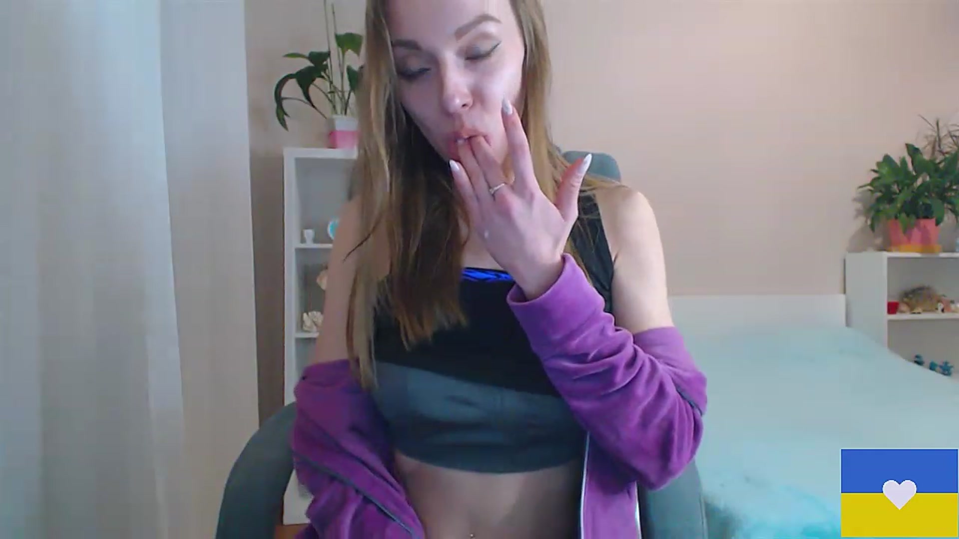 Gallery image thumbnail from Divine_Phenix's myfreecams stream on, 01/15/2023, 19:07 image 14 of 20