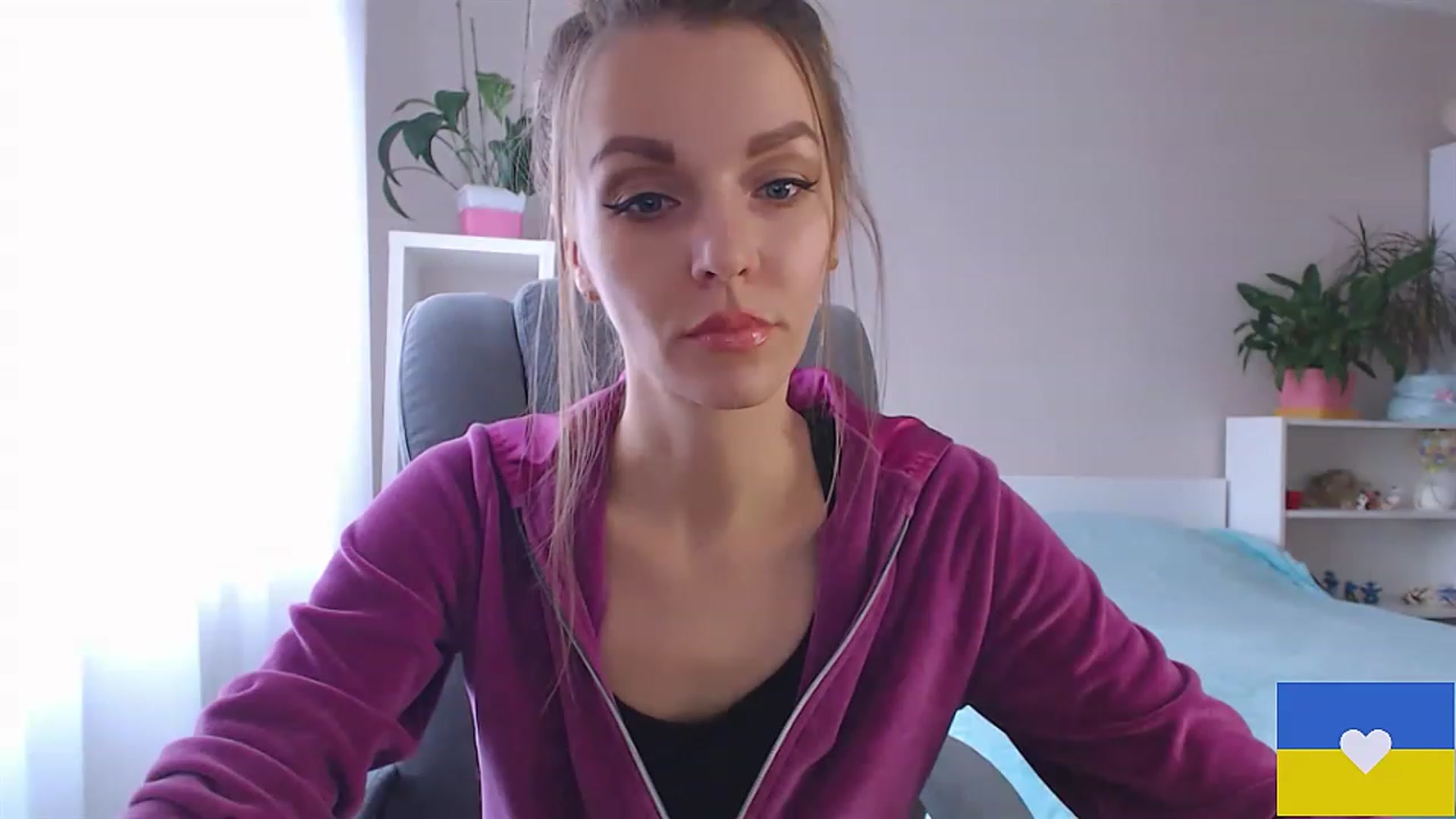 Gallery image thumbnail from Divine_Phenix's myfreecams stream on, 02/01/2023, 12:28 image 6 of 20