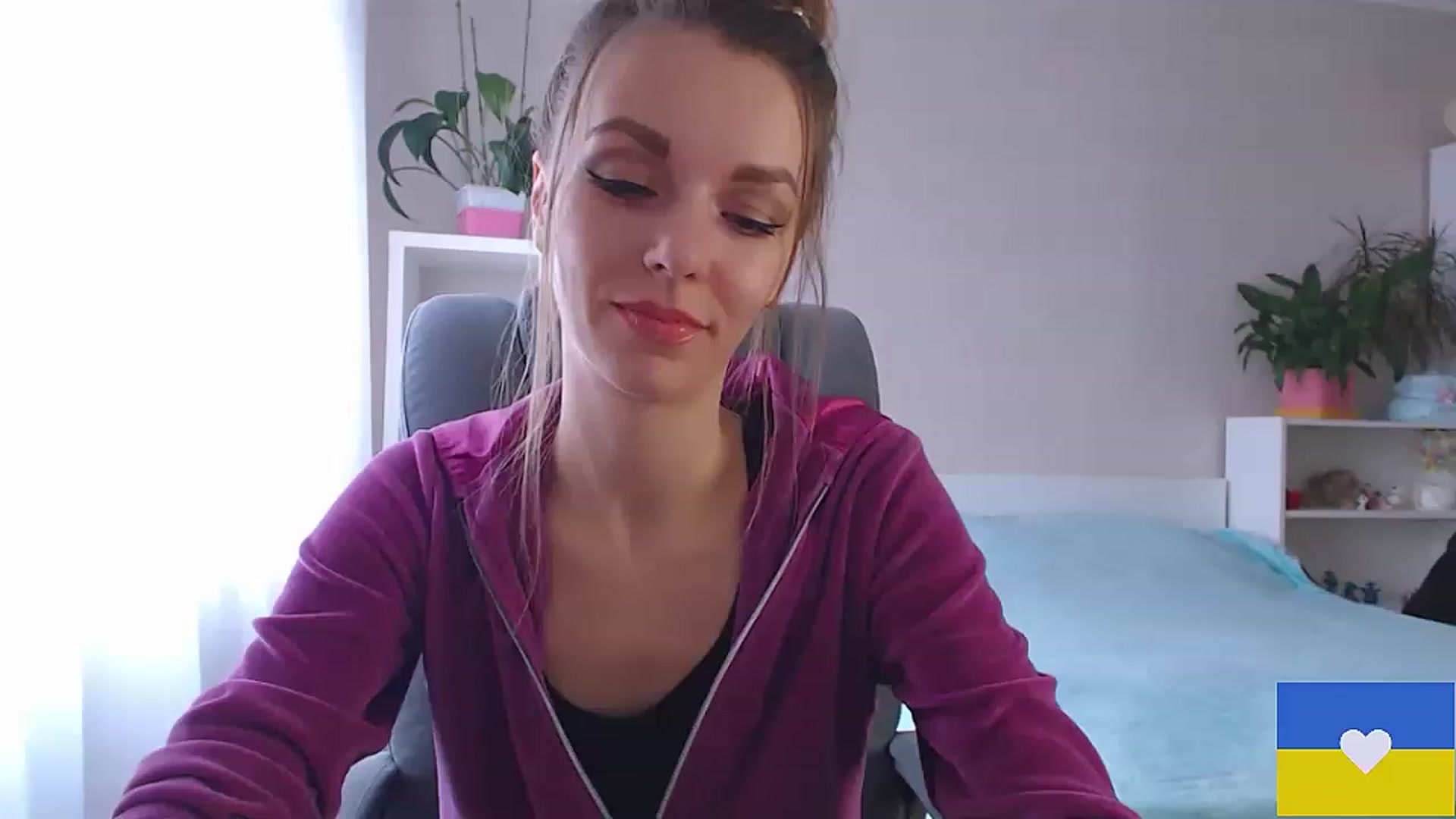 Gallery image thumbnail from Divine_Phenix's myfreecams stream on, 02/01/2023, 12:28 image 4 of 20