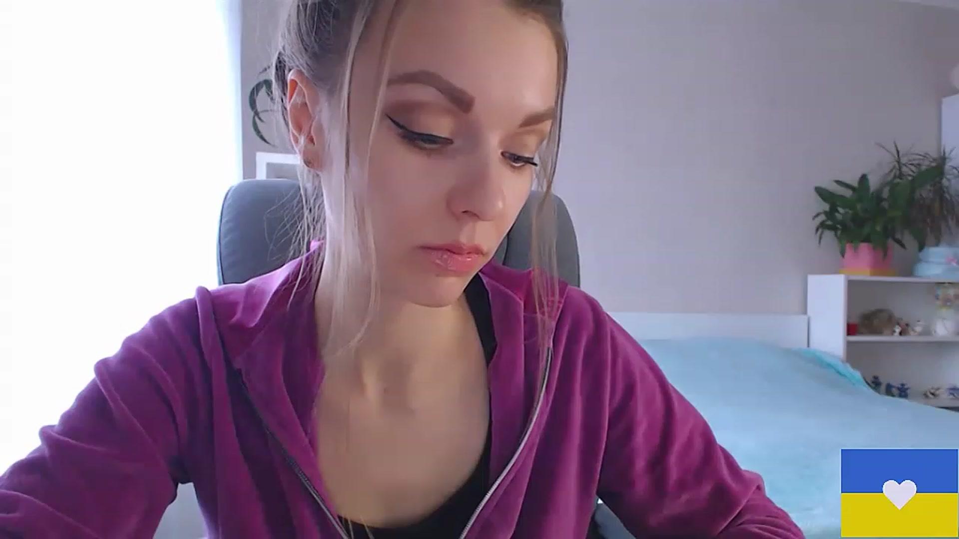 Gallery image thumbnail from Divine_Phenix's myfreecams stream on, 02/01/2023, 12:28 image 15 of 20