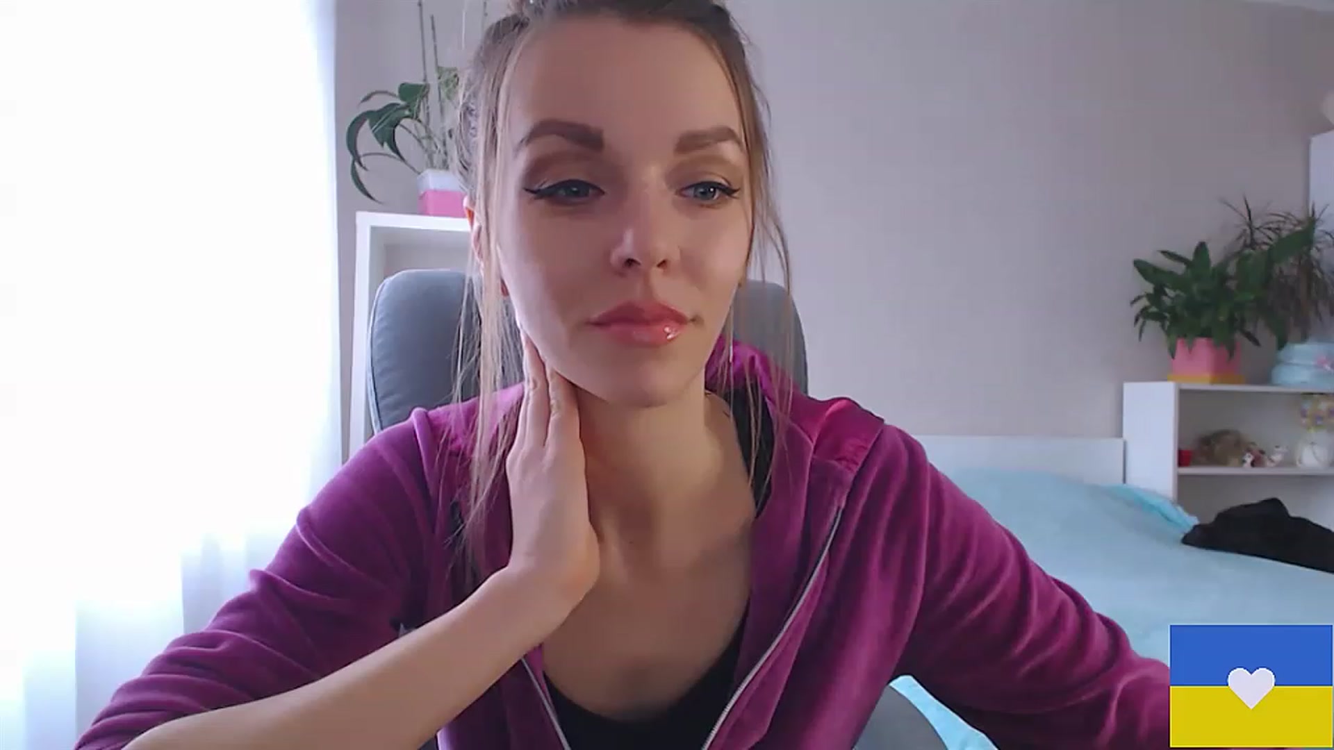 Gallery image thumbnail from Divine_Phenix's myfreecams stream on, 02/01/2023, 12:28 image 5 of 20