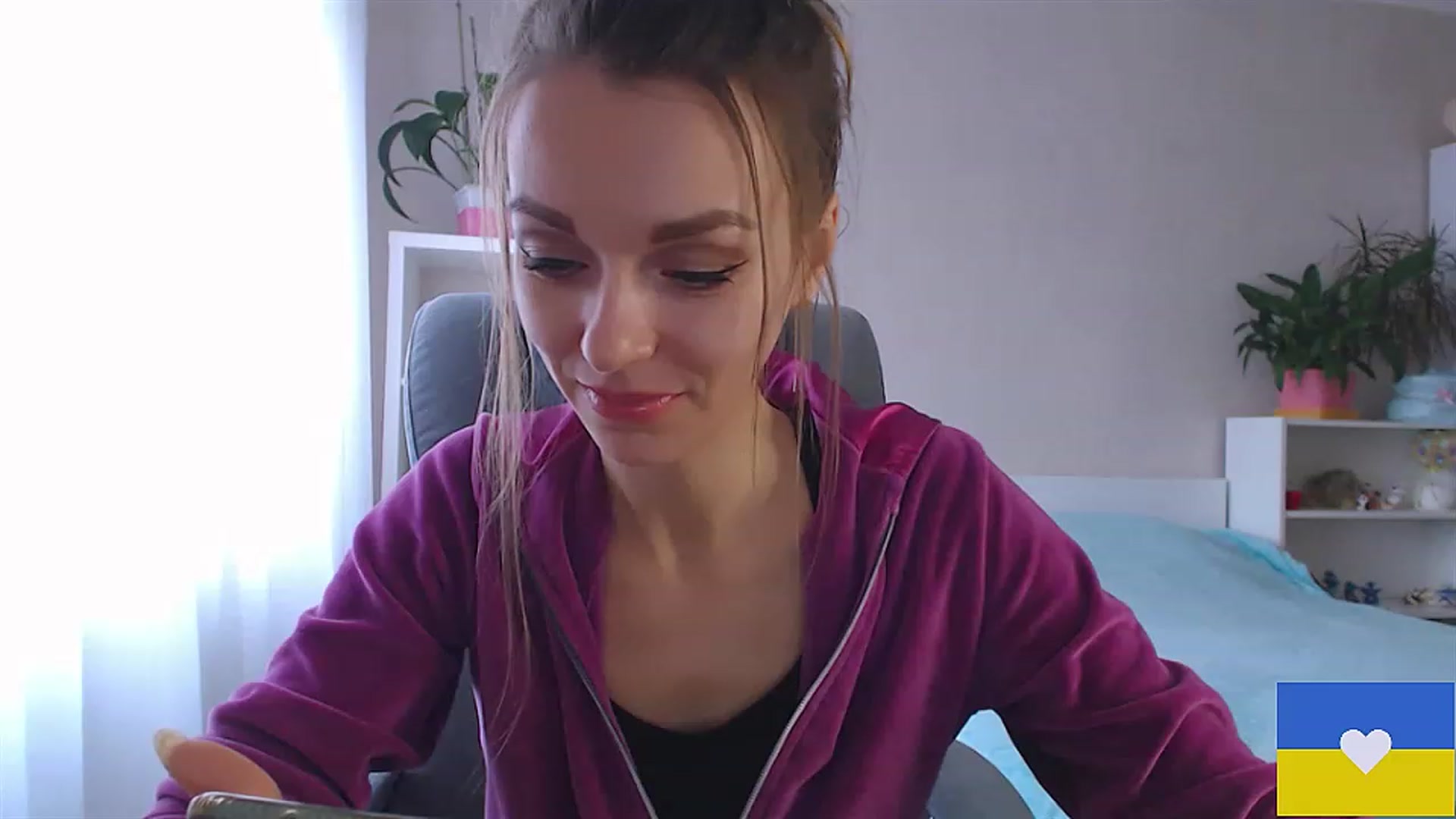 Gallery image thumbnail from Divine_Phenix's myfreecams stream on, 02/01/2023, 12:28 image 13 of 20