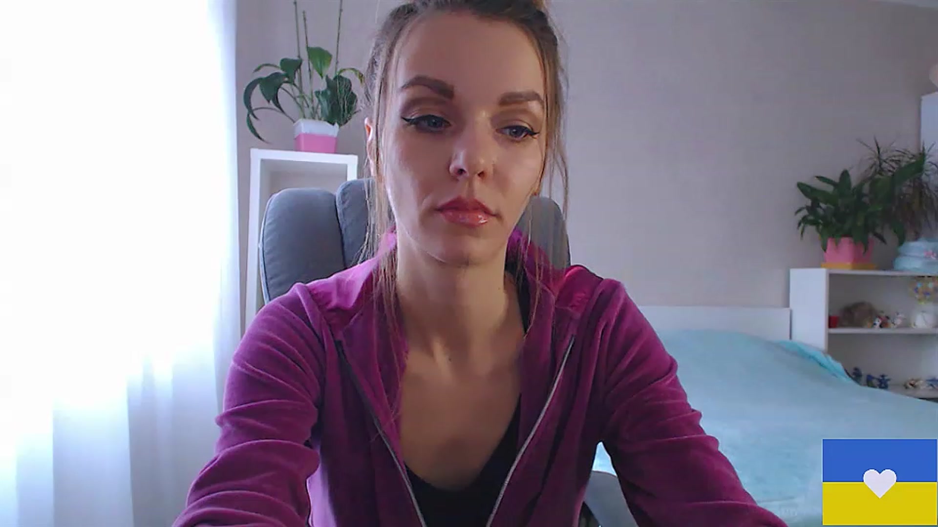 Gallery image thumbnail from Divine_Phenix's myfreecams stream on, 02/01/2023, 12:28 image 12 of 20