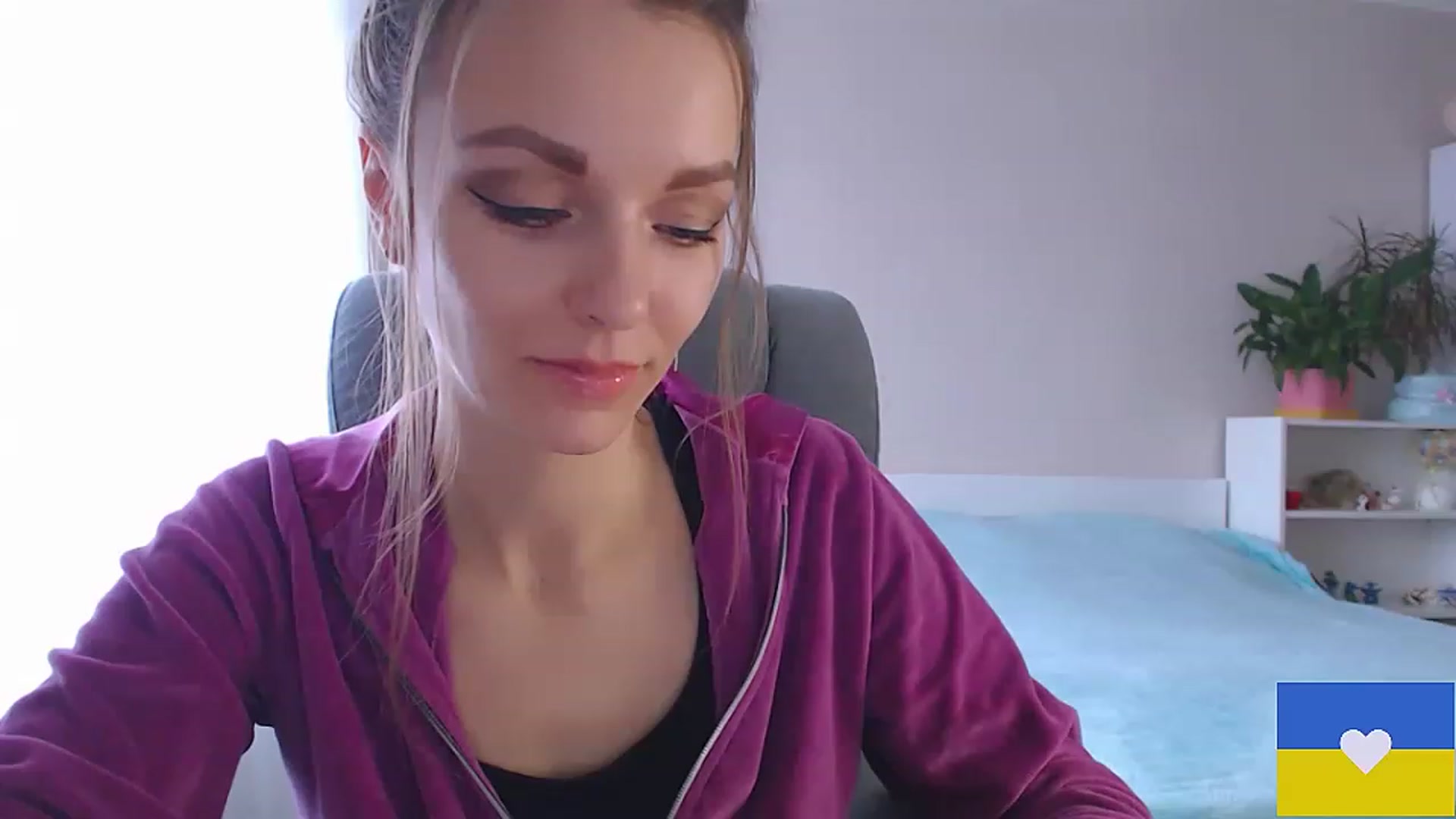 Gallery image thumbnail from Divine_Phenix's myfreecams stream on, 02/01/2023, 12:28 image 14 of 20
