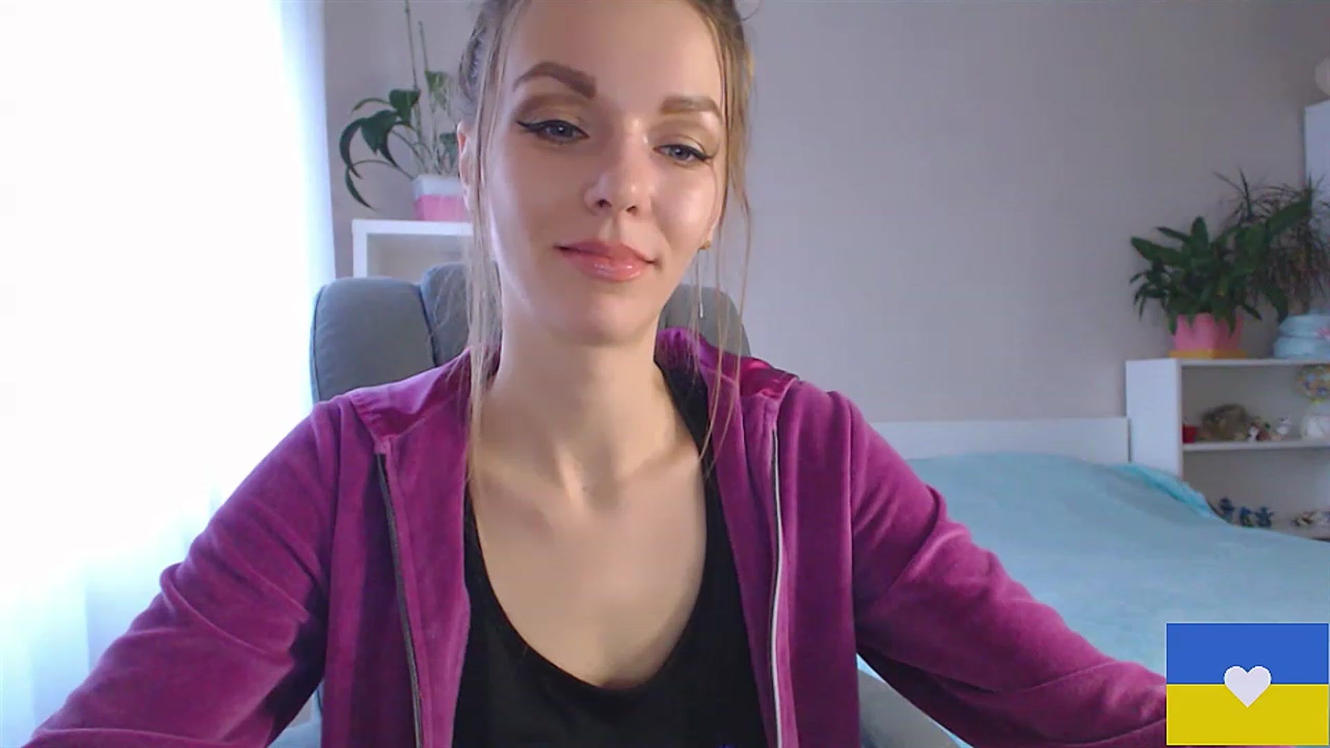 Gallery image thumbnail from Divine_Phenix's myfreecams stream on, 02/01/2023, 14:08 image 9 of 20